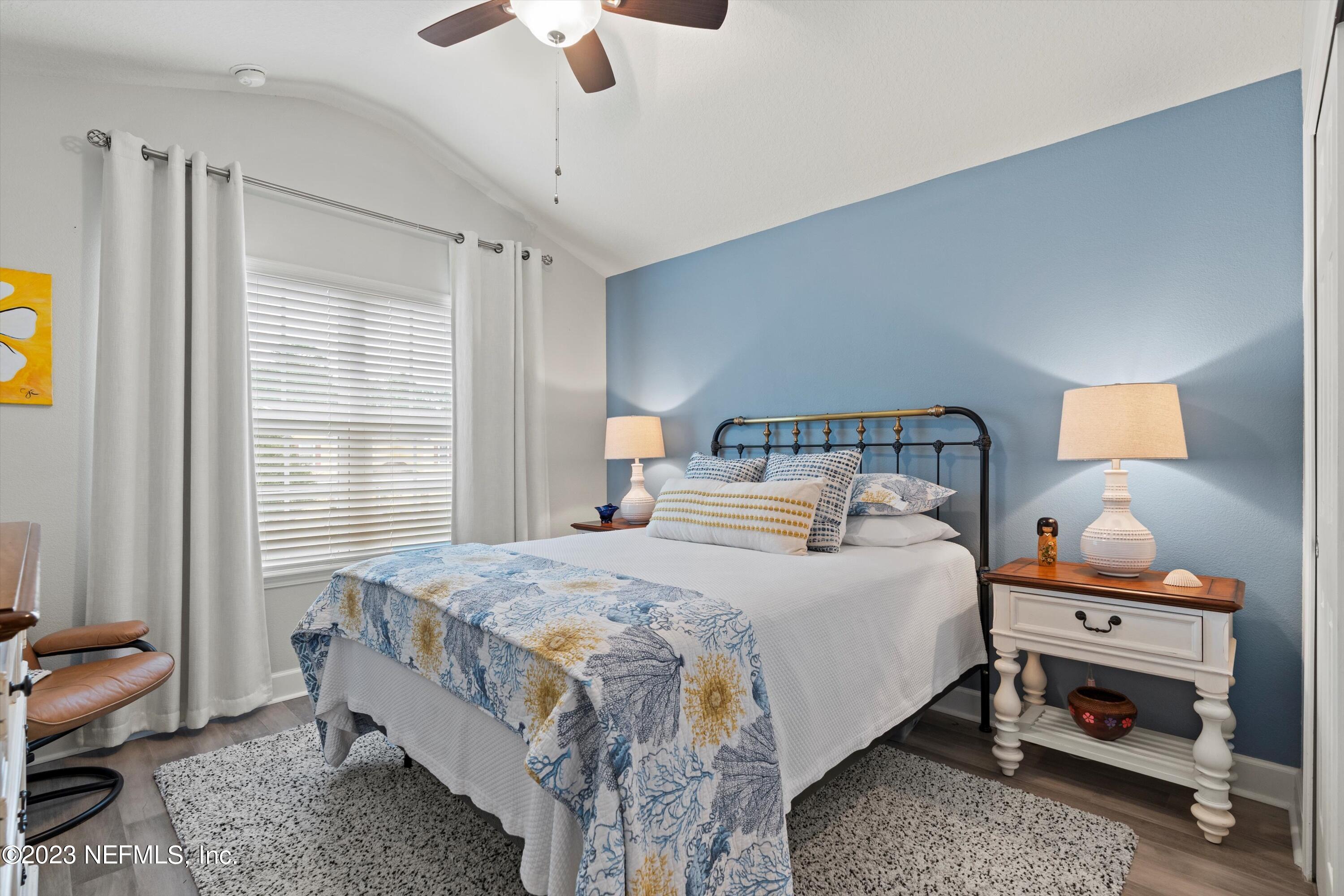 6854 ROUNDLEAF Drive