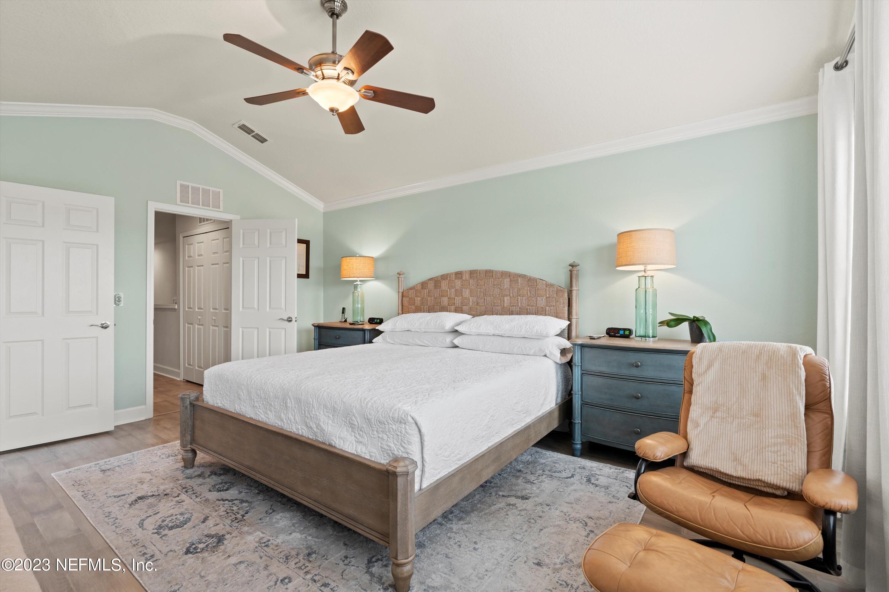 6854 ROUNDLEAF Drive