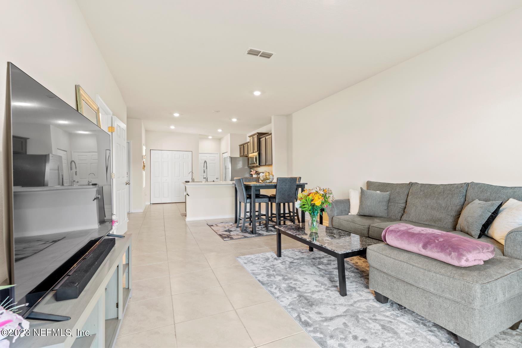 982 OBSERVATORY Parkway