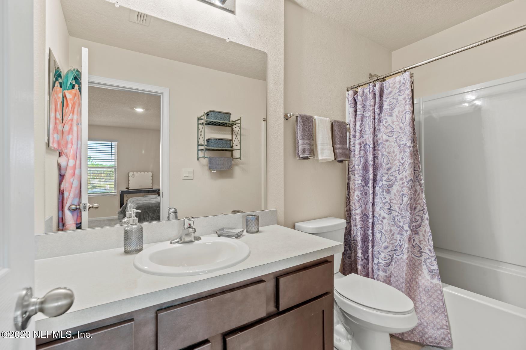 982 OBSERVATORY Parkway