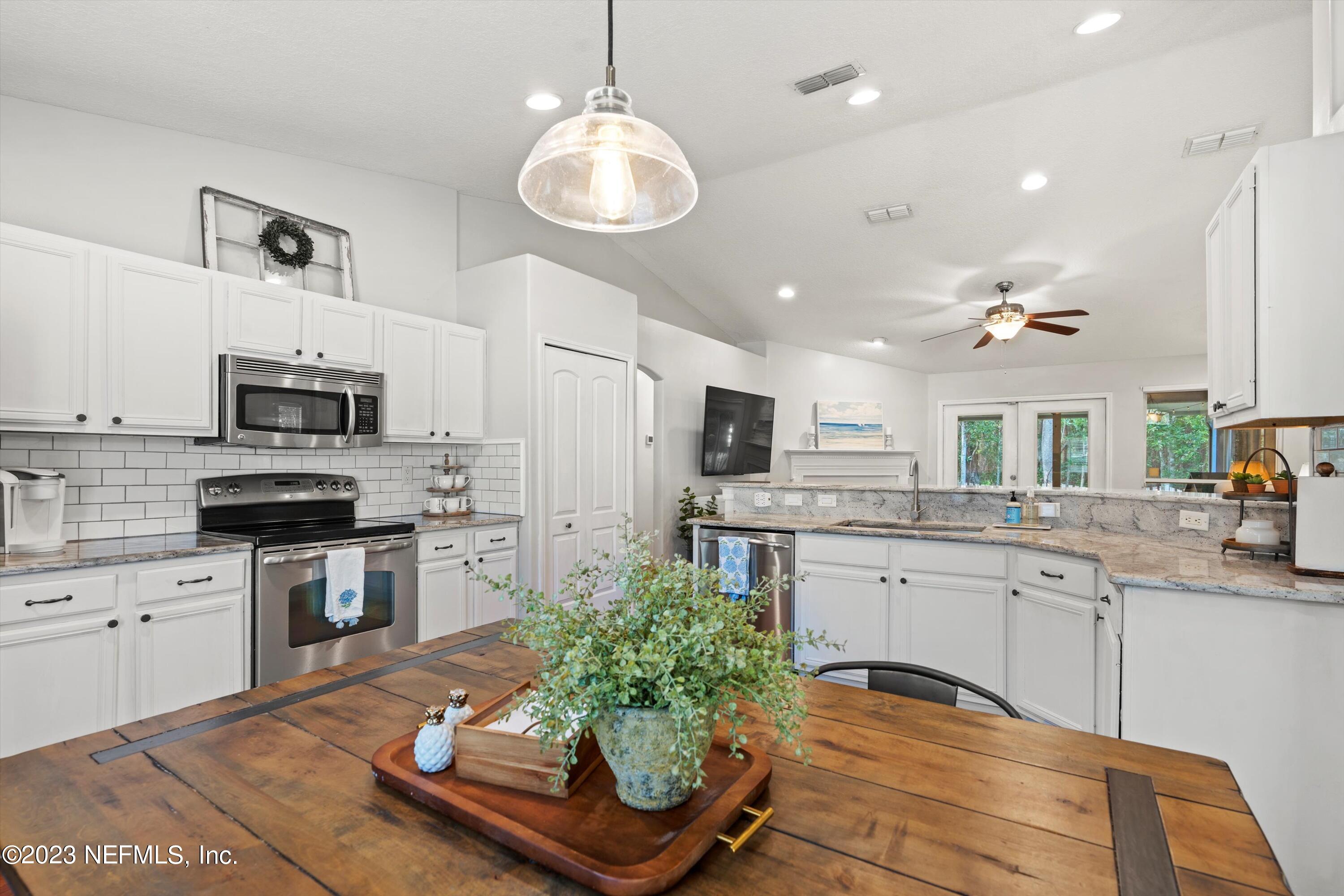 8892 CANOPY OAKS Drive