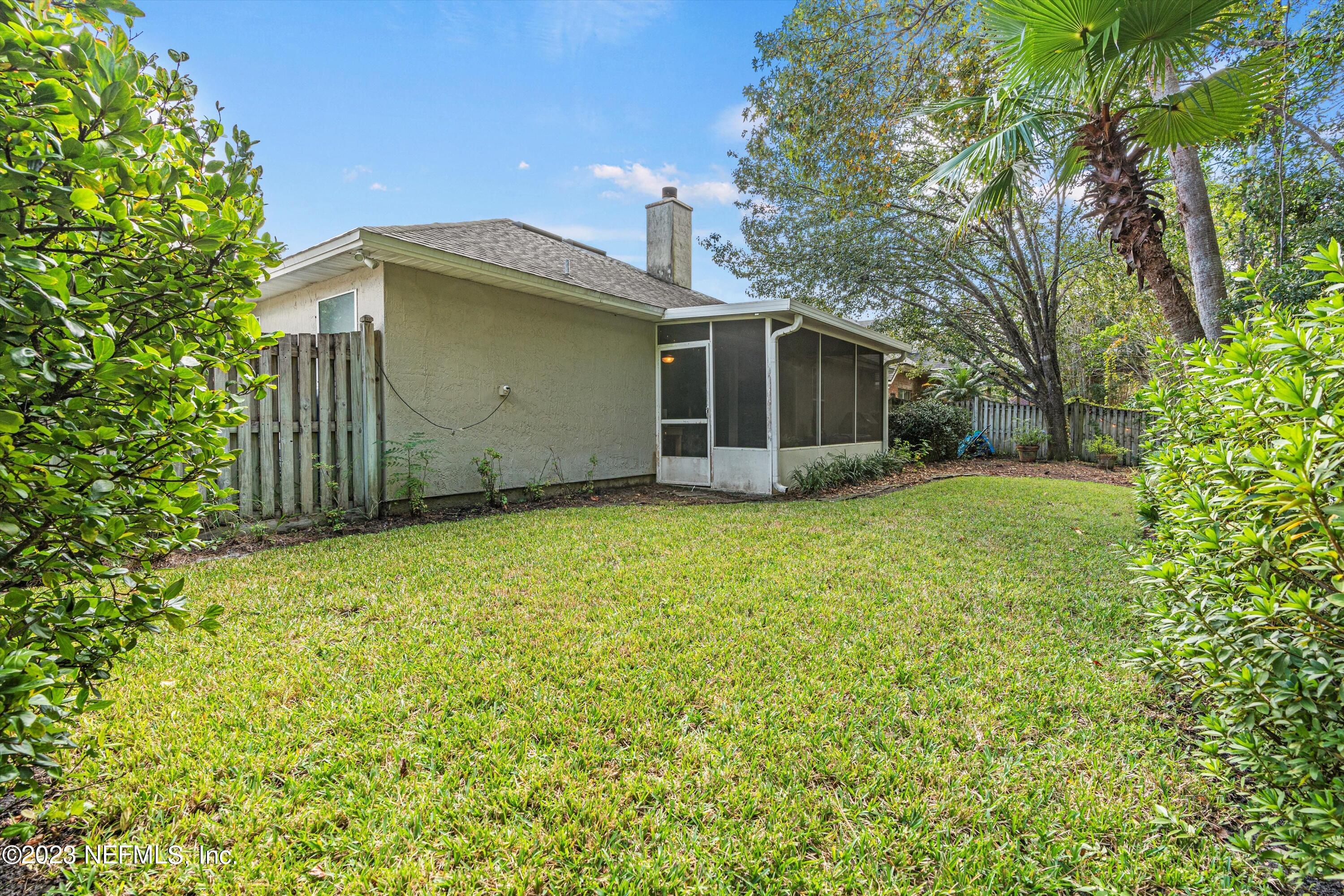 8892 CANOPY OAKS Drive