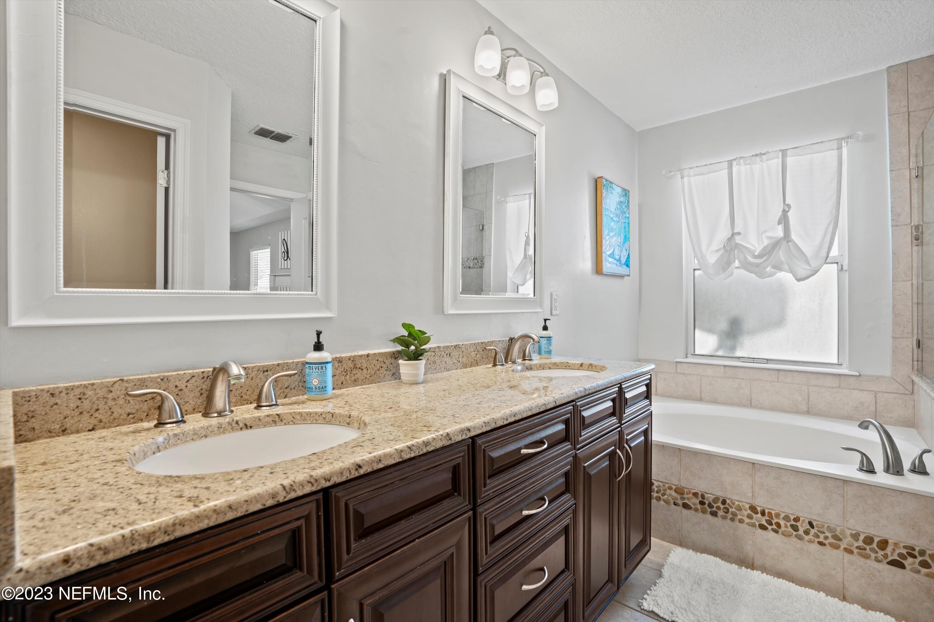 8892 CANOPY OAKS Drive