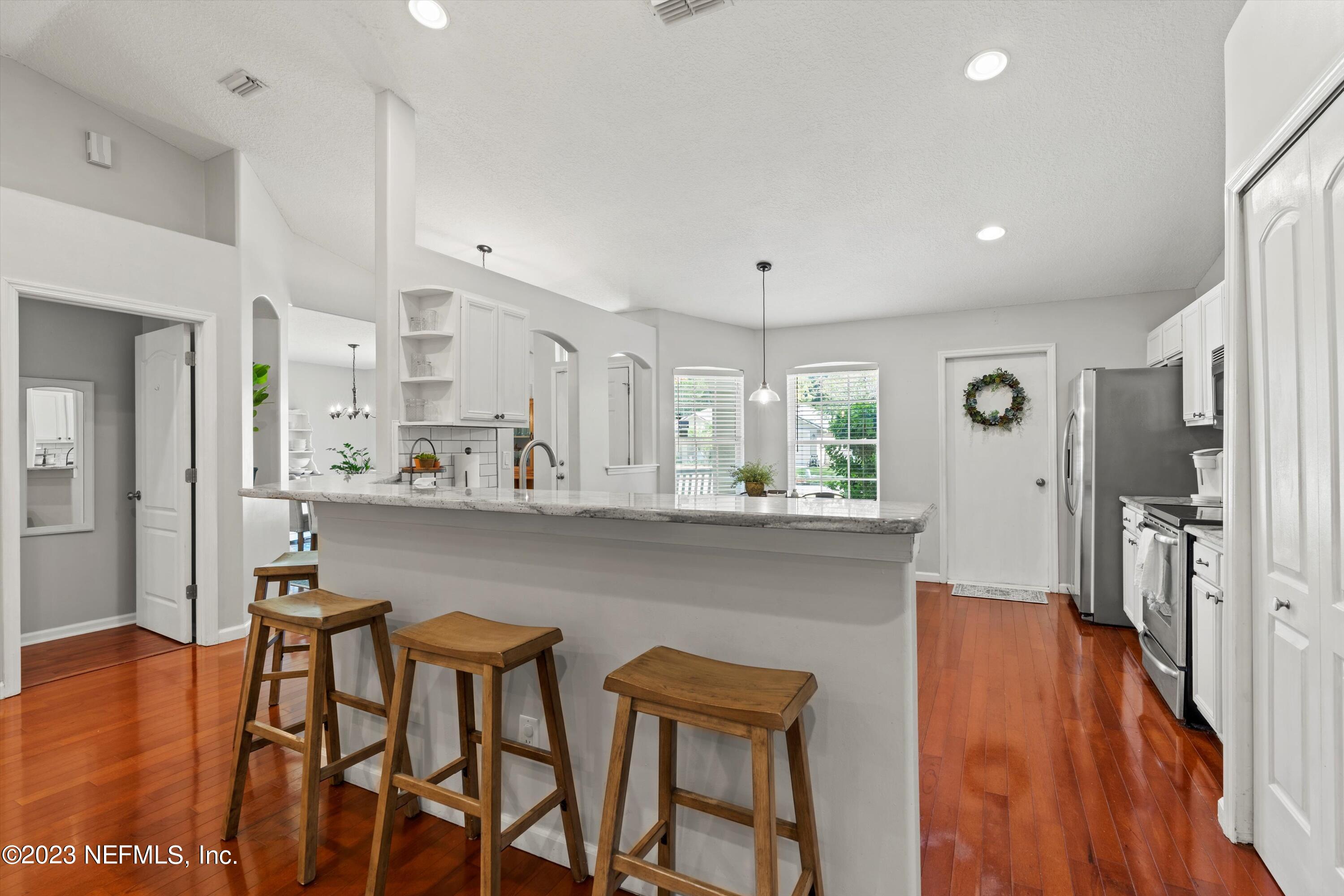 8892 CANOPY OAKS Drive