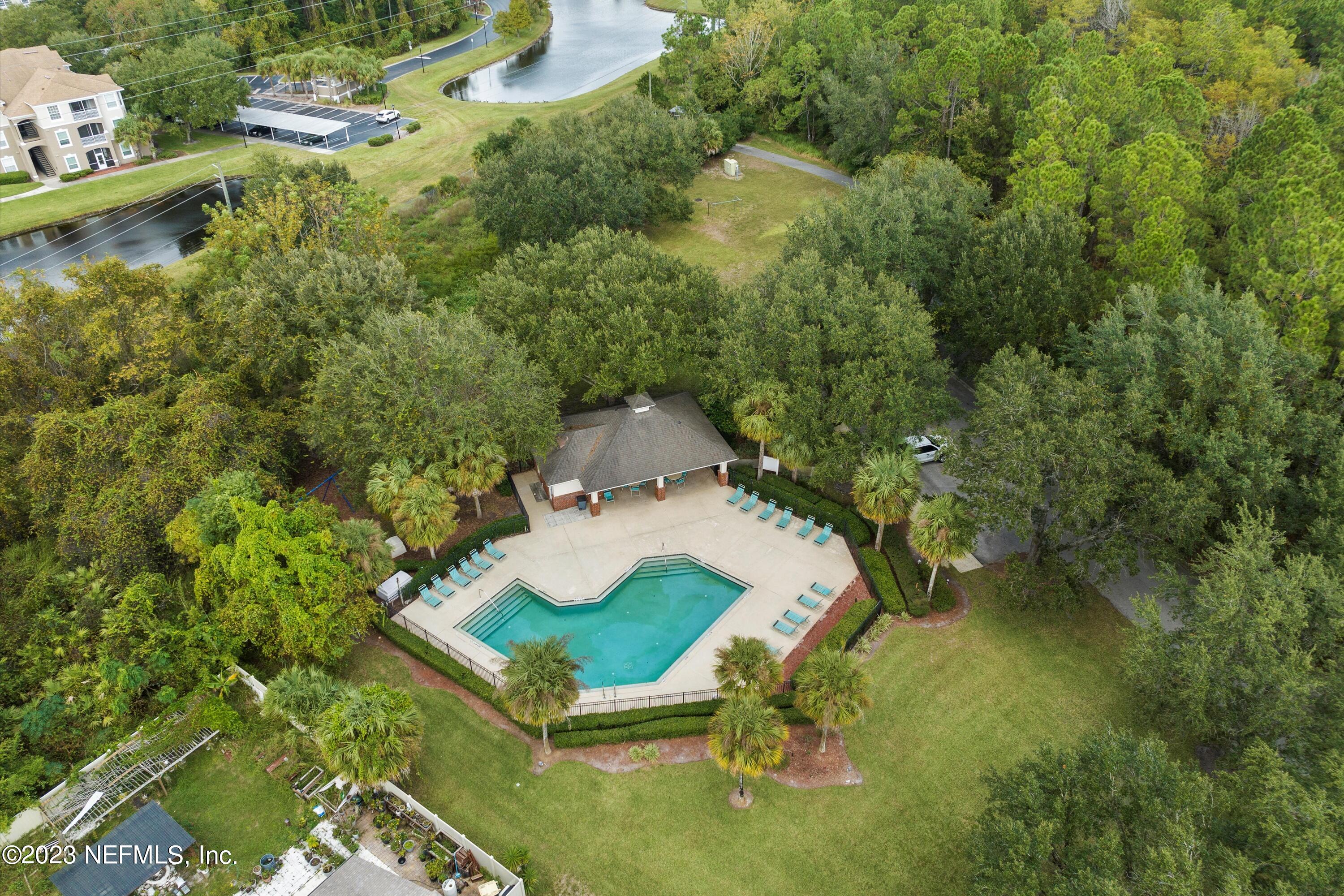 8892 CANOPY OAKS Drive