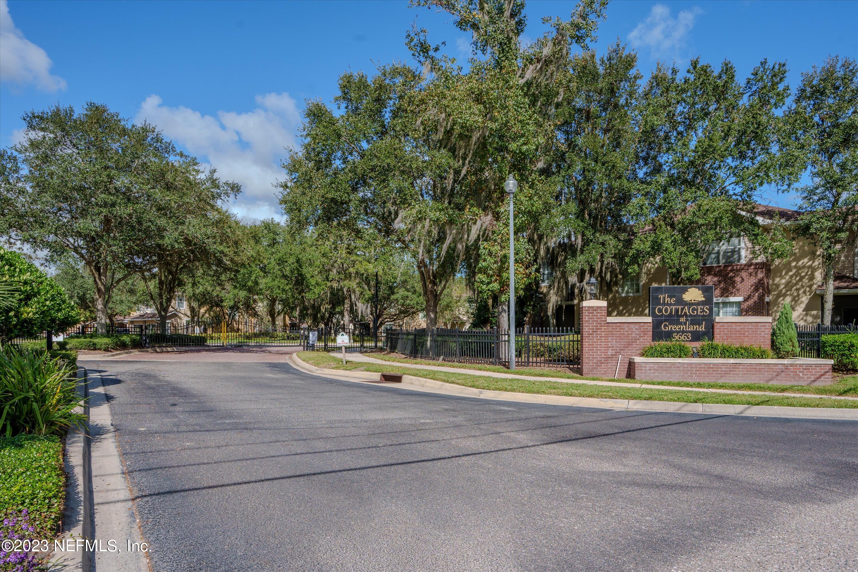 5663 GREENLAND Road, 1005