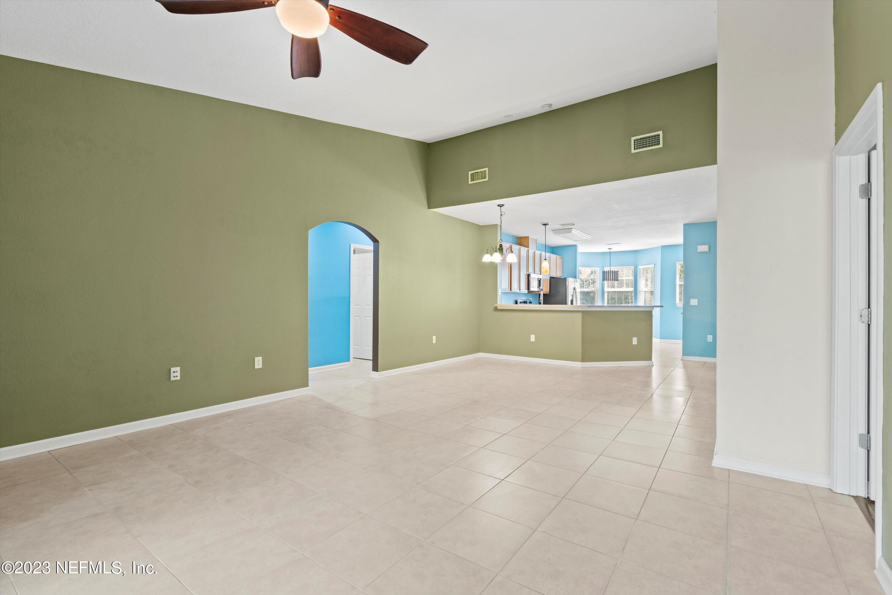 5663 GREENLAND Road, 1005