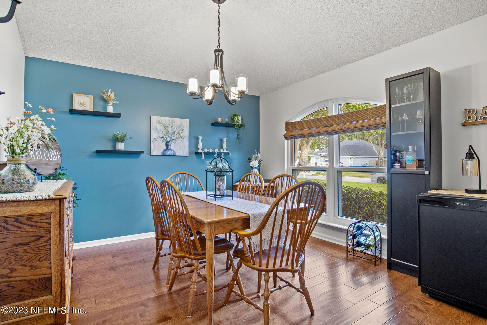 9602 BROKEN OAK Boulevard