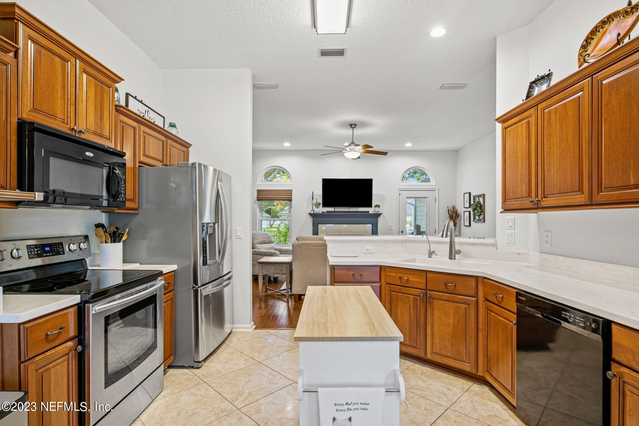 9602 BROKEN OAK Boulevard