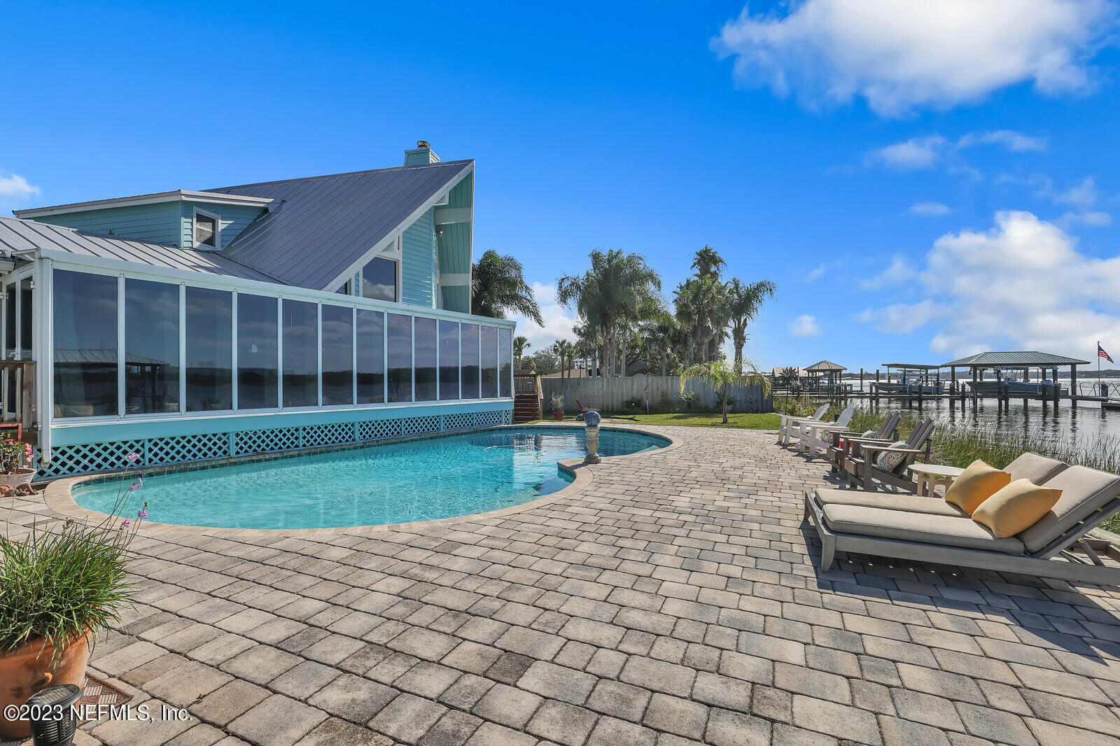 5970 HECKSCHER Drive