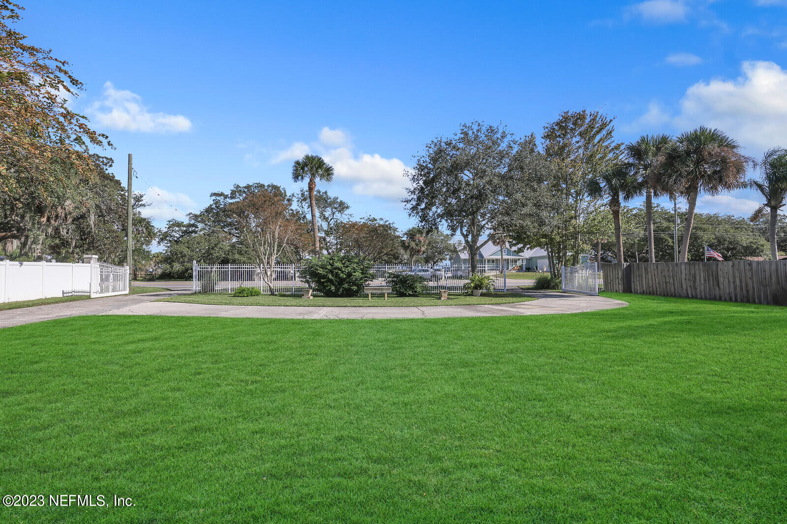 5970 HECKSCHER Drive