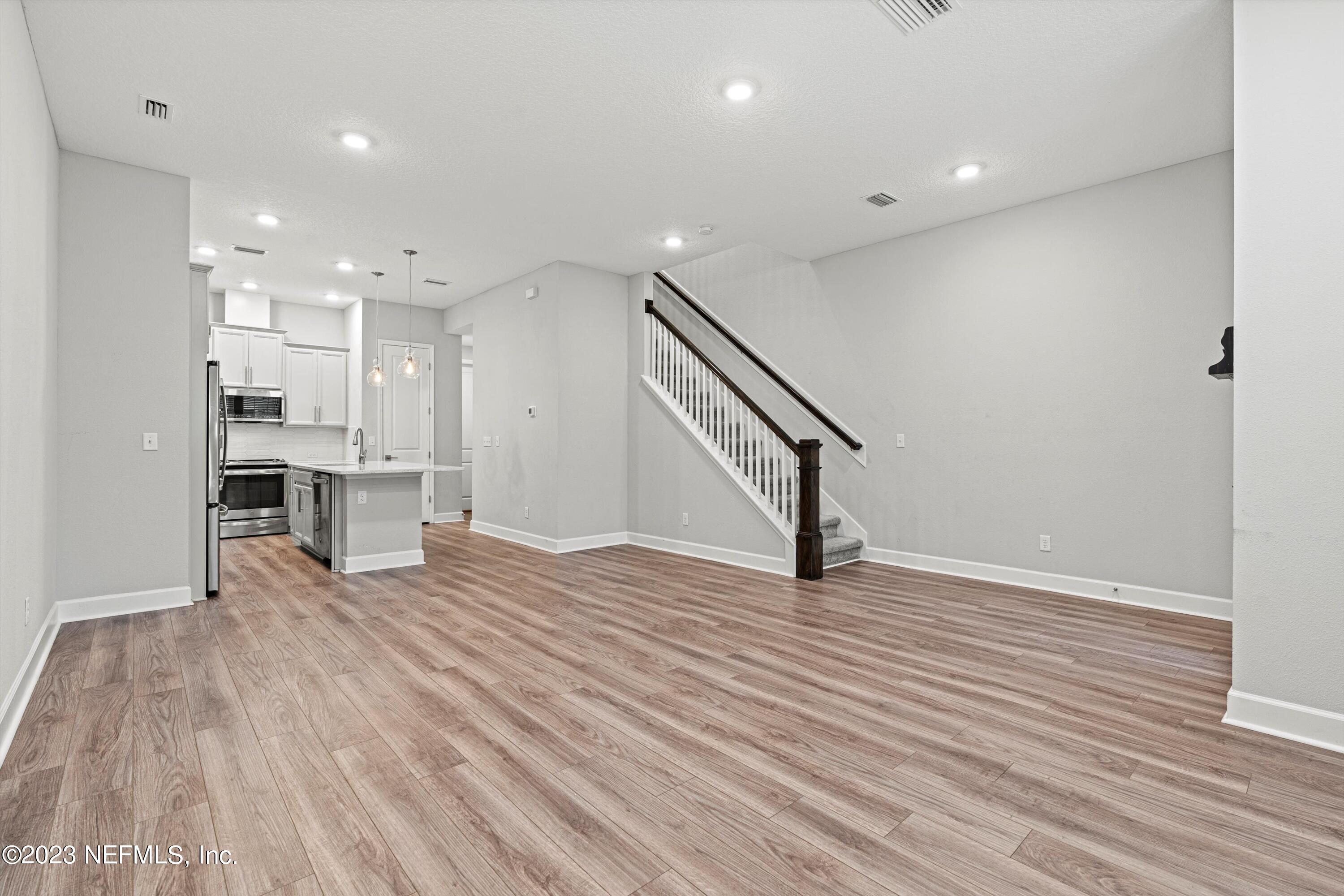 11322 BARRIER BEACH Place