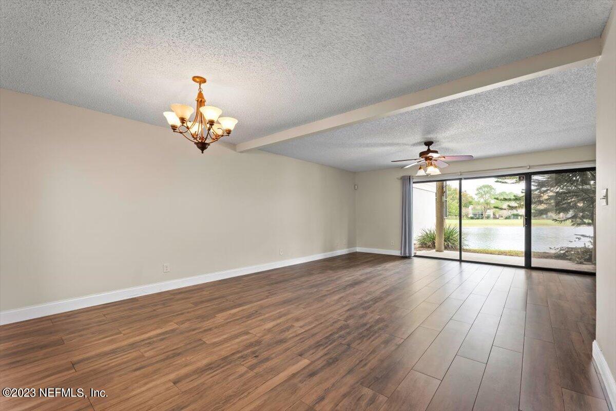 7853 LA SIERRA Court, 7853