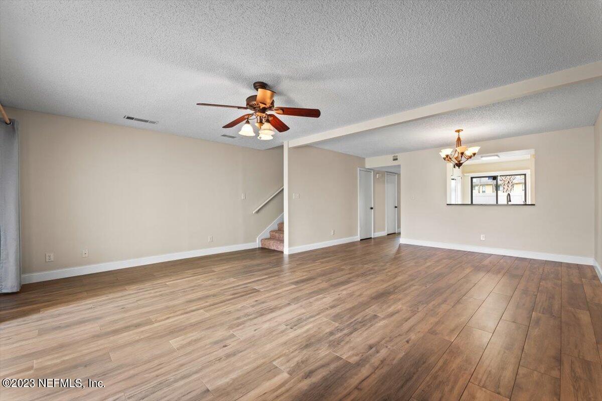 7853 LA SIERRA Court, 7853