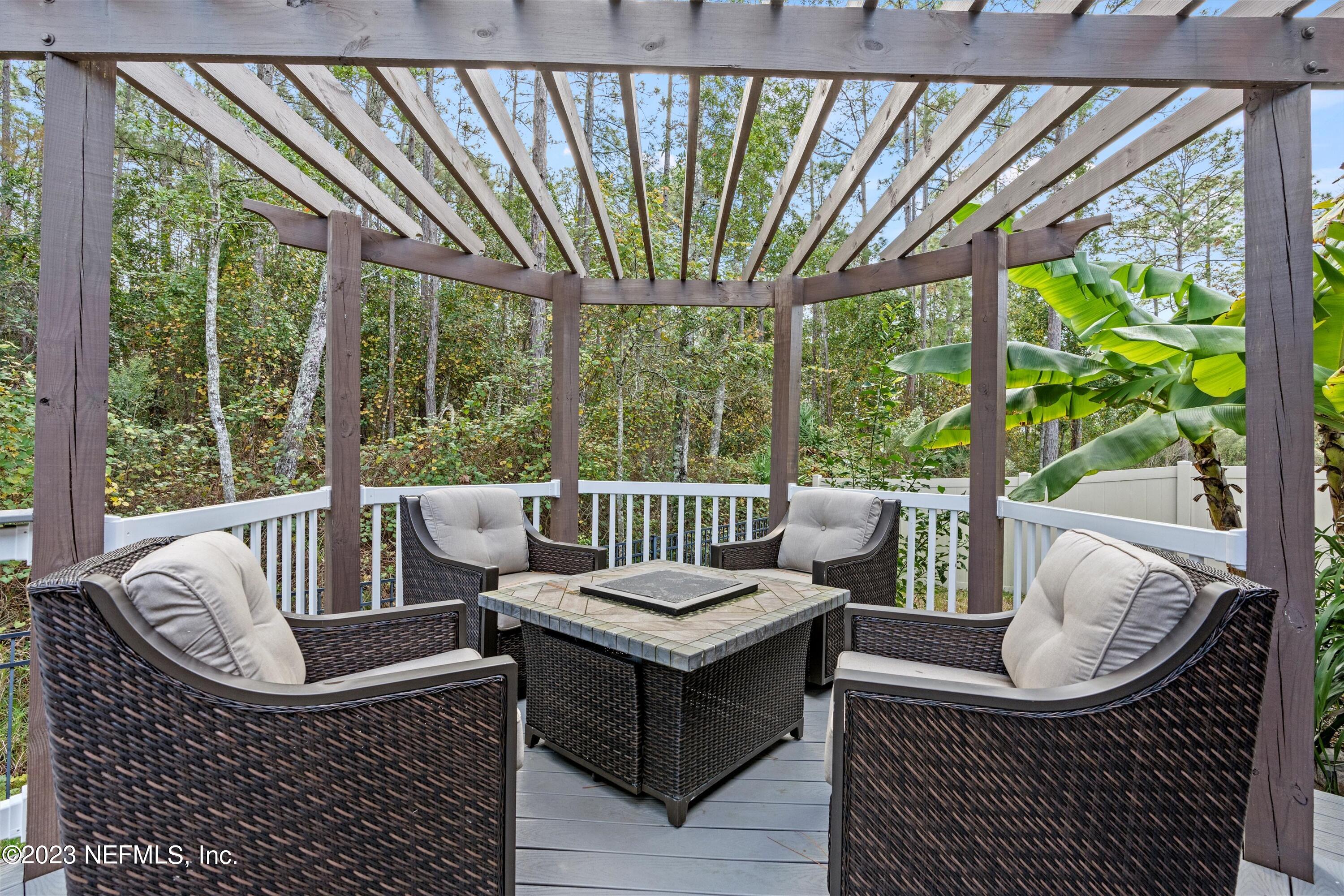 260 COCONUT PALM Parkway