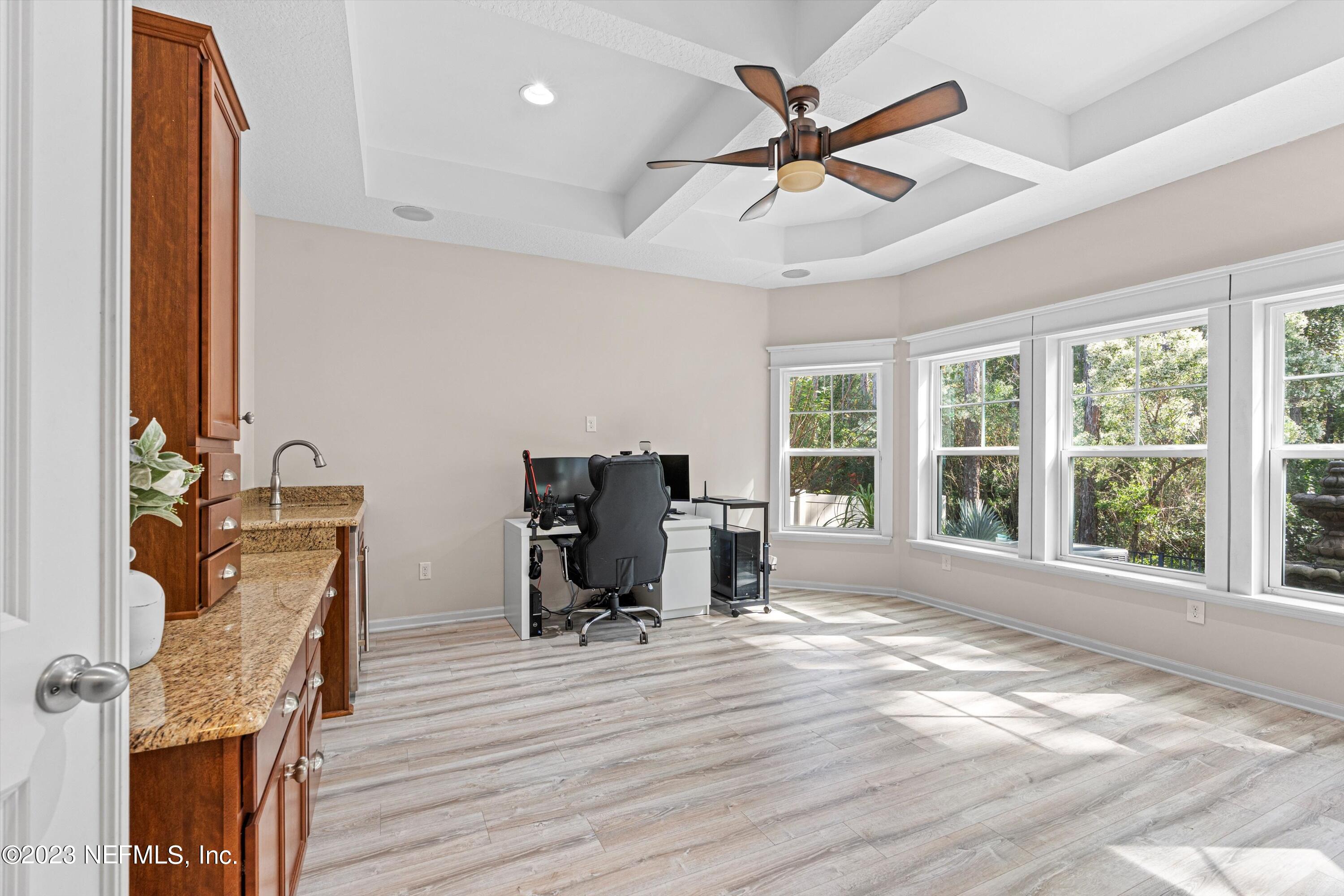 260 COCONUT PALM Parkway