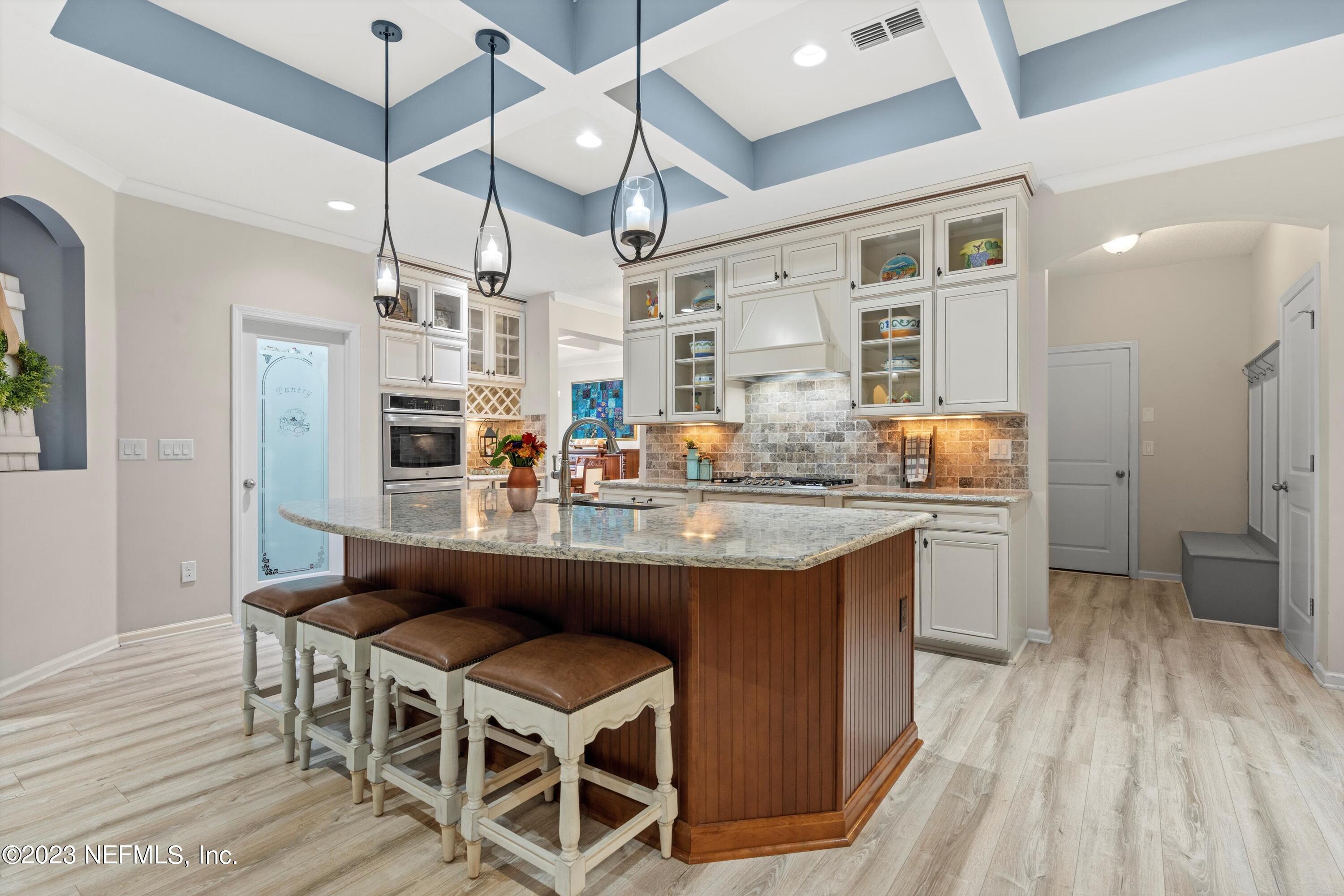 260 COCONUT PALM Parkway