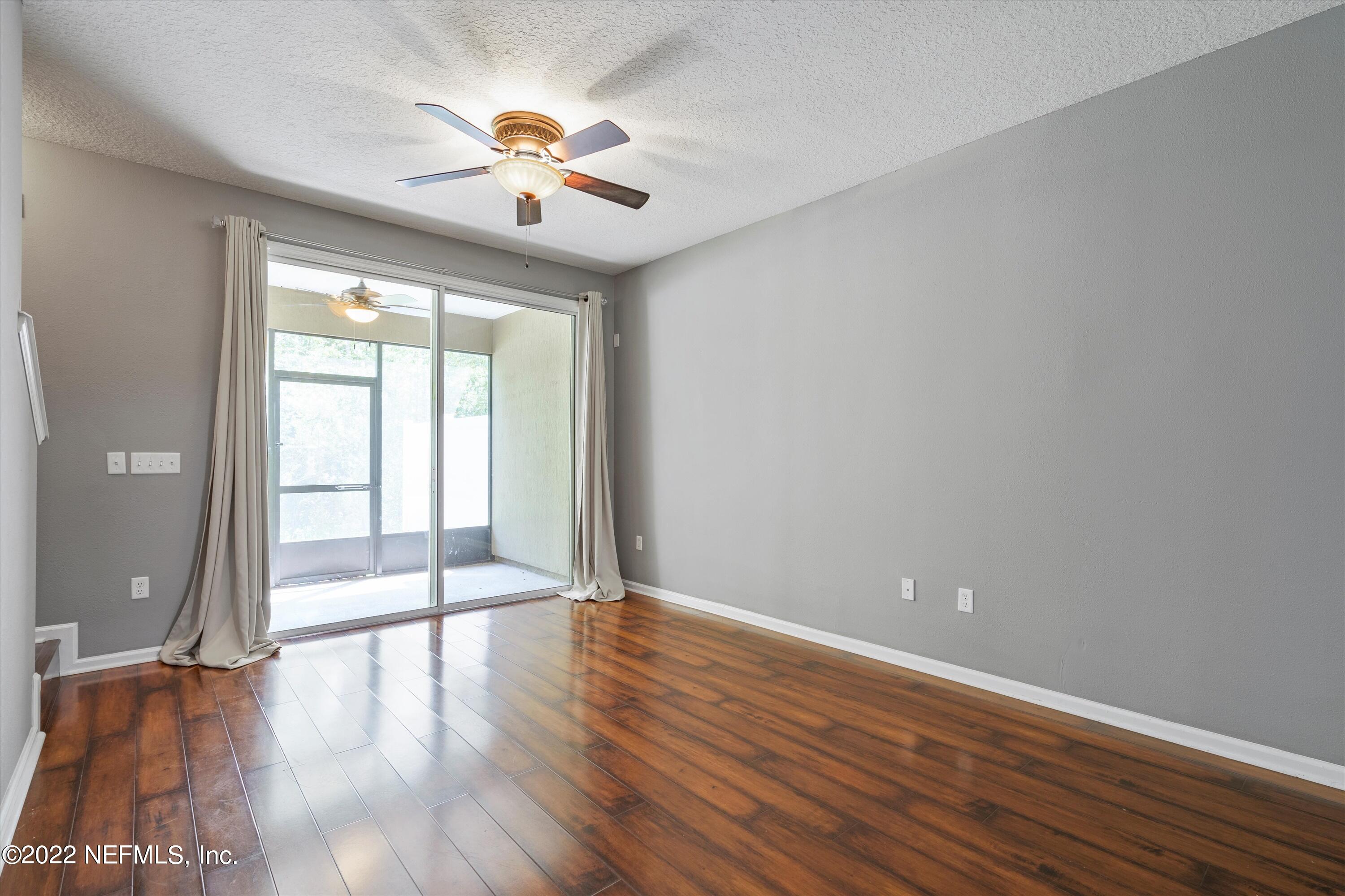 6054 BARTRAM VILLAGE Drive