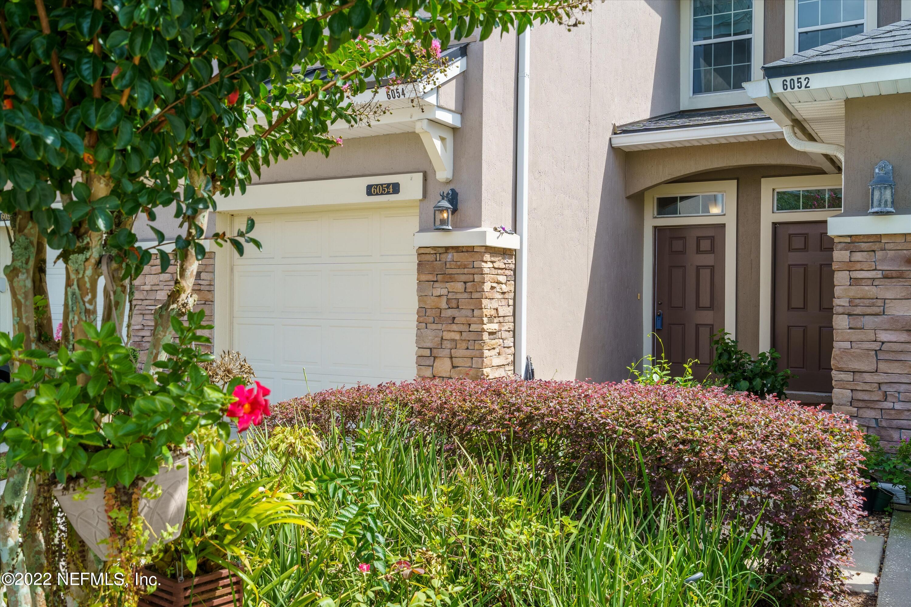 6054 BARTRAM VILLAGE Drive