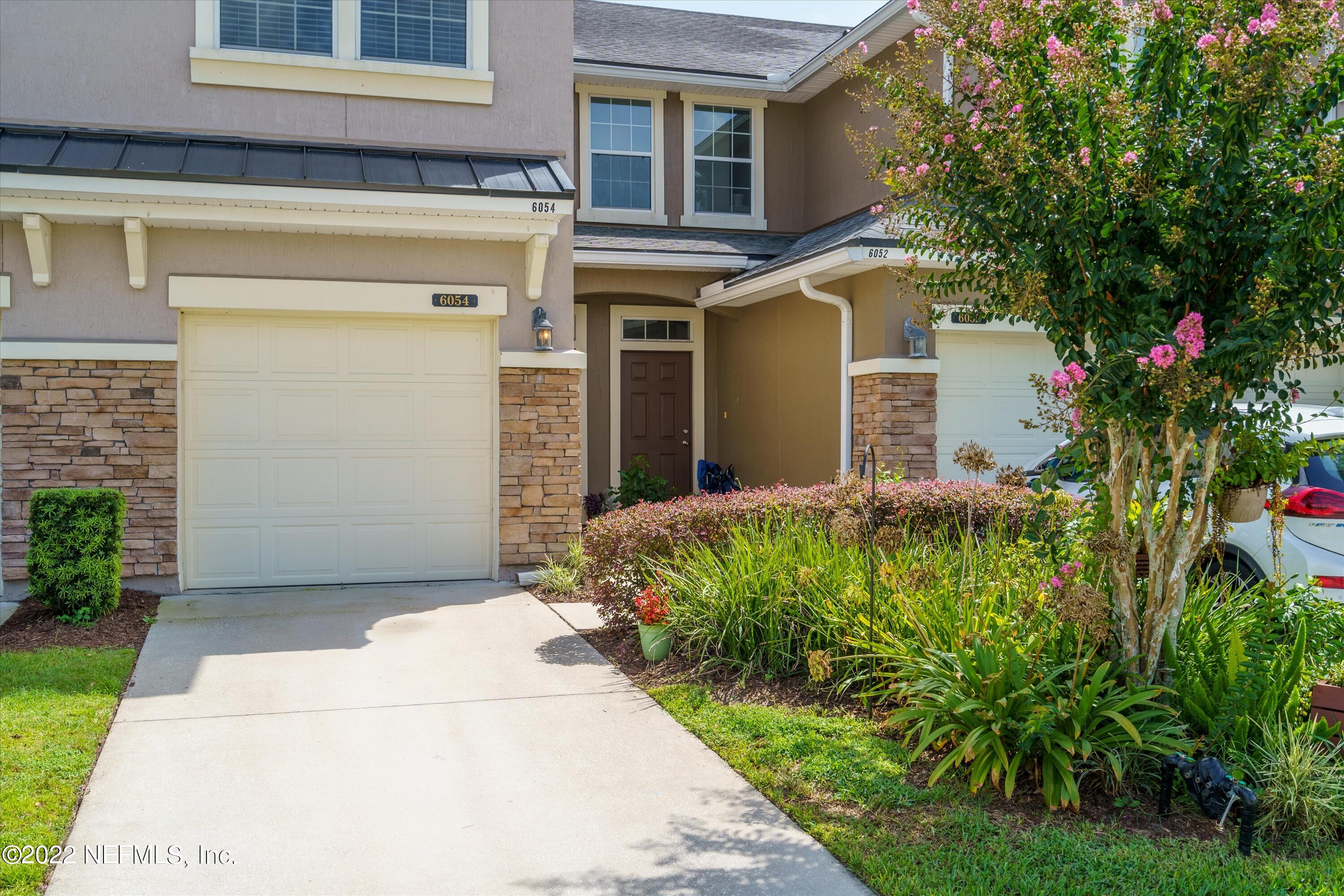 6054 BARTRAM VILLAGE Drive