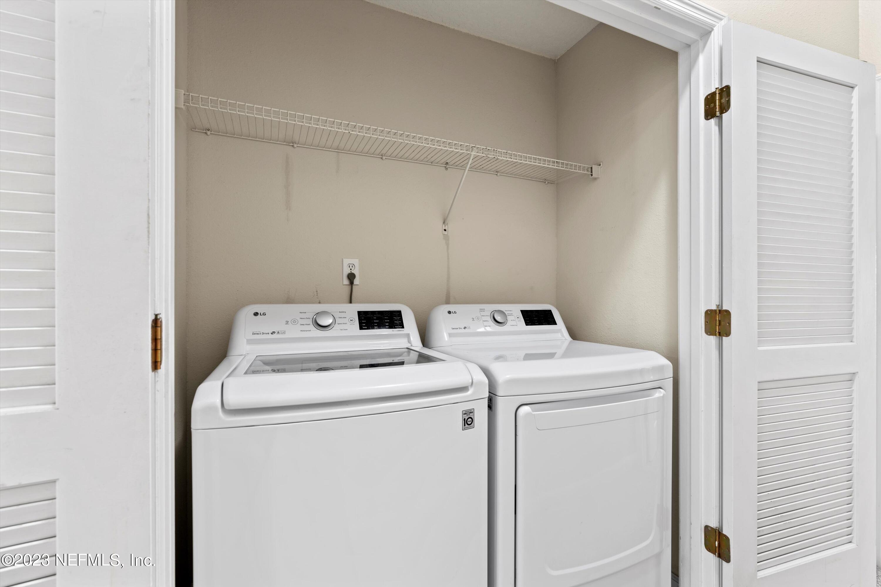 6128 BARTRAM VILLAGE Drive