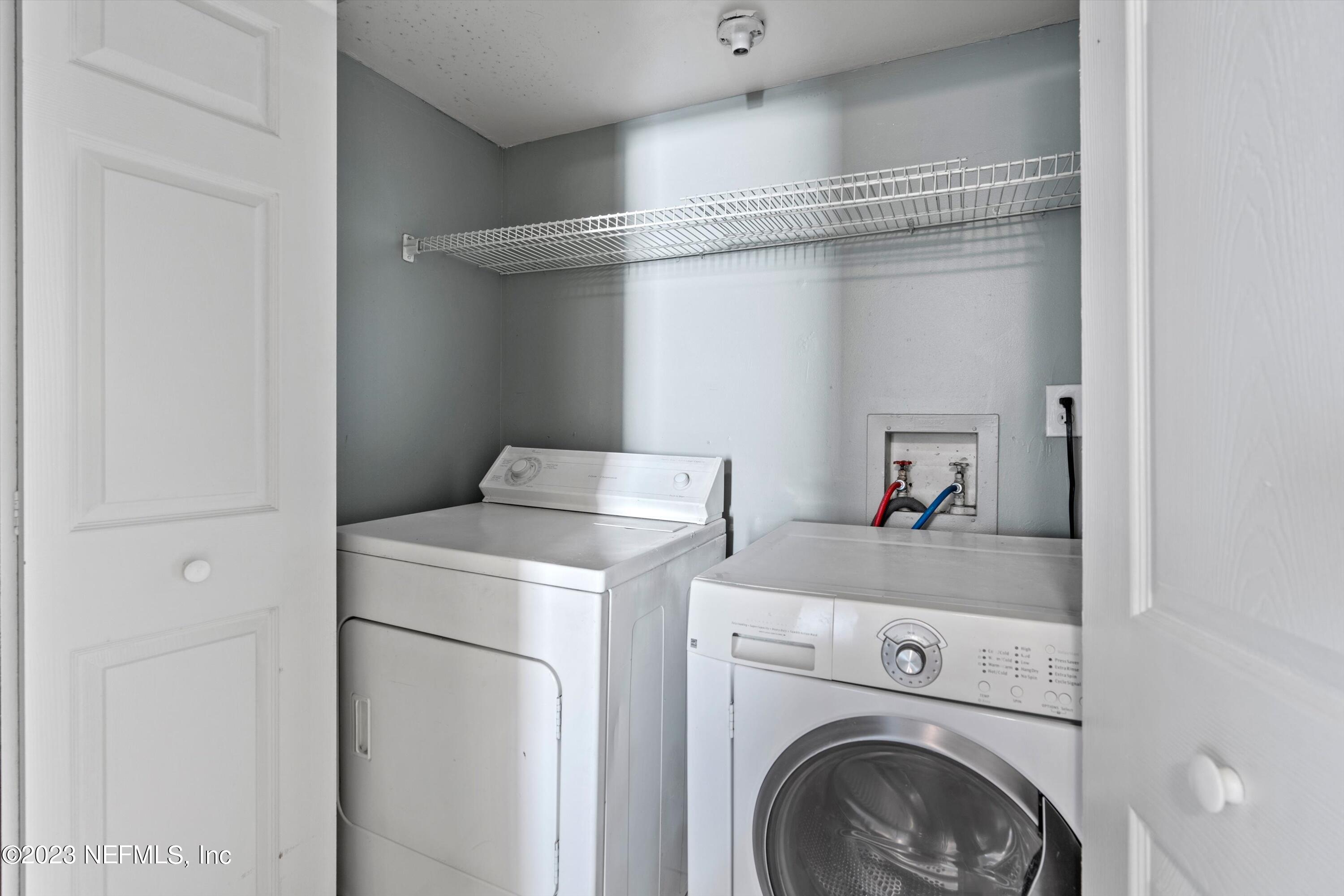 459 BENTWOOD Lane, A