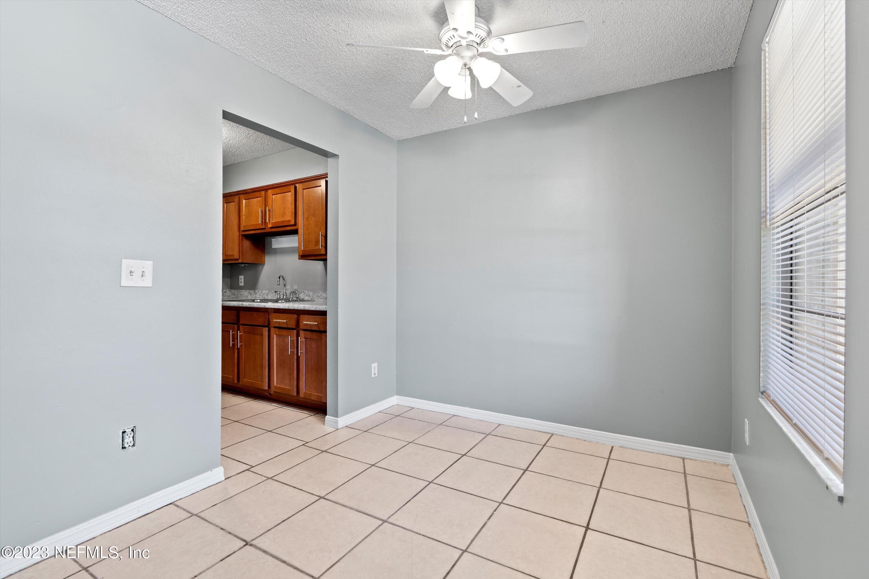 459 BENTWOOD Lane, A