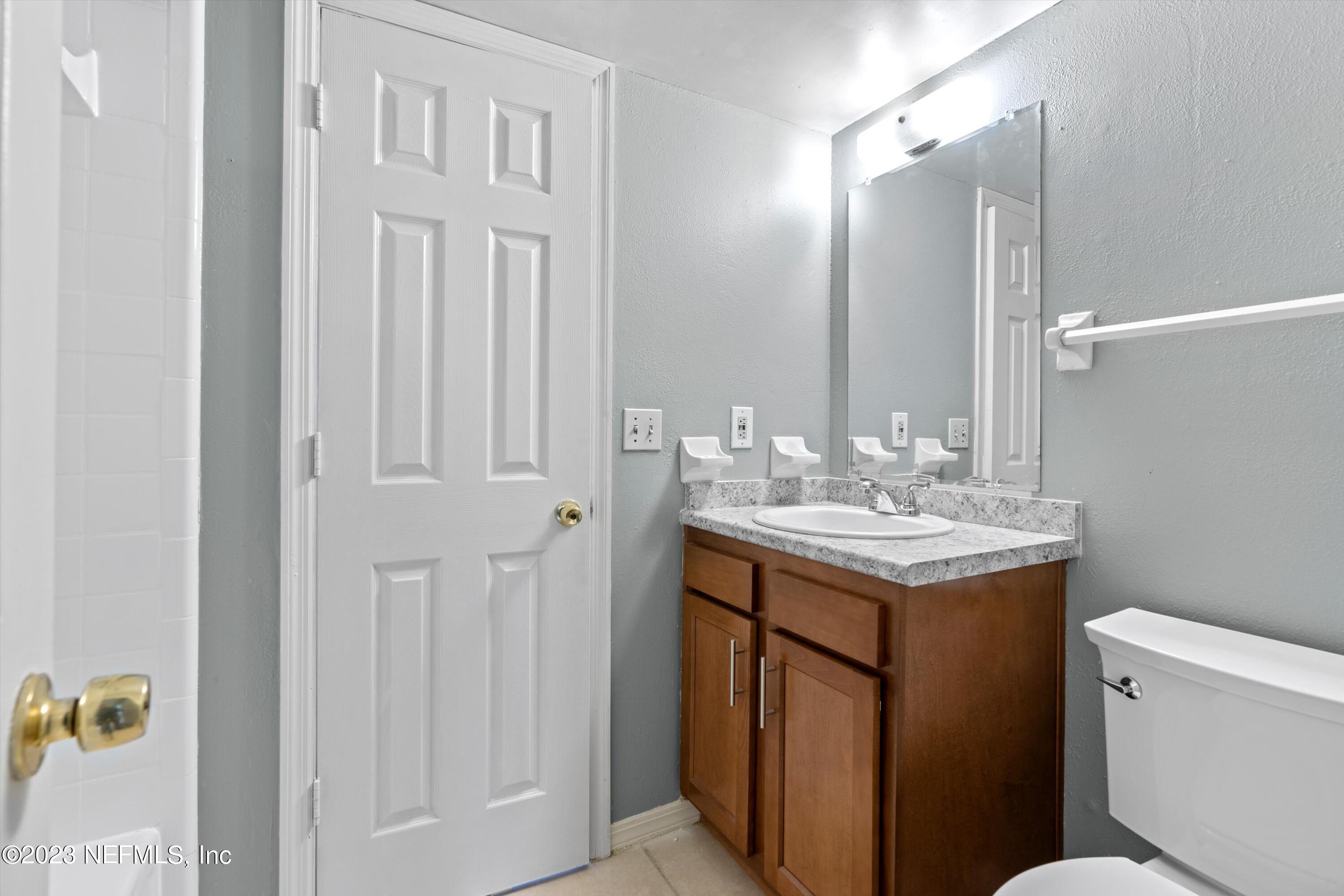 459 BENTWOOD Lane, A