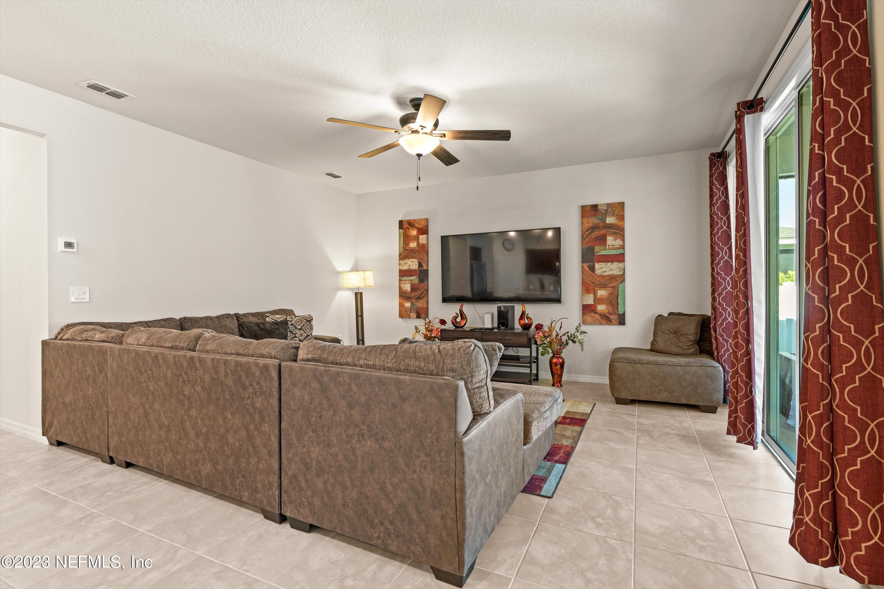 14616 SPRING LIGHT Circle