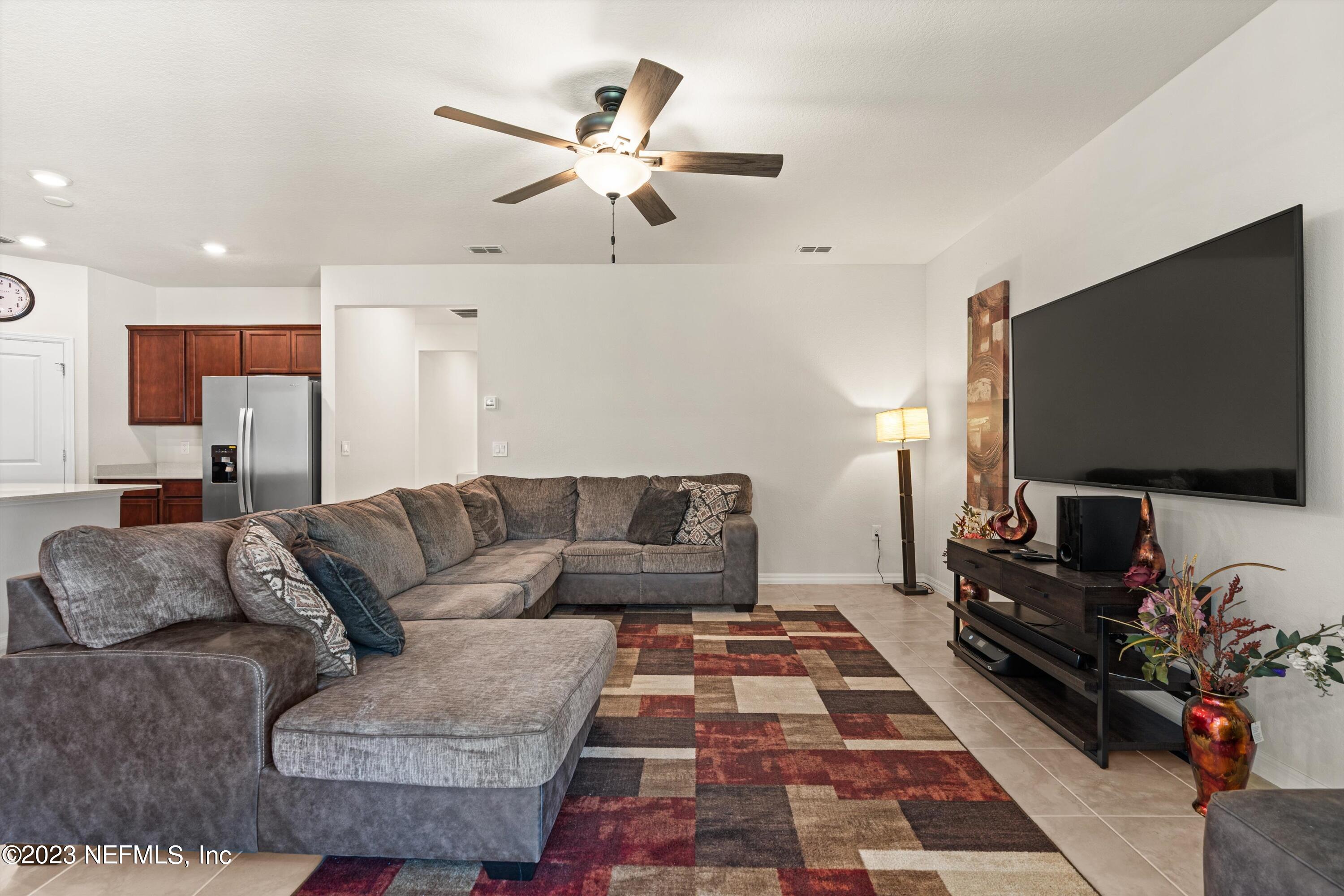 14616 SPRING LIGHT Circle