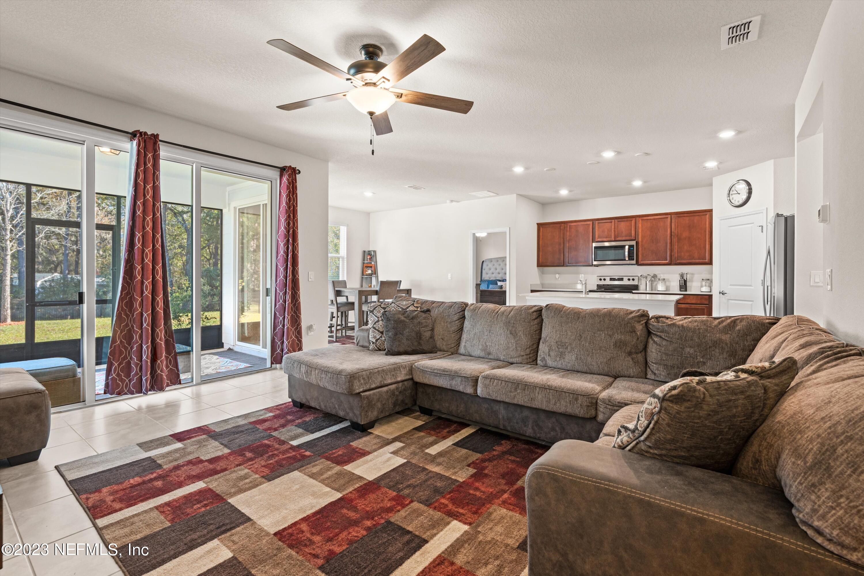 14616 SPRING LIGHT Circle