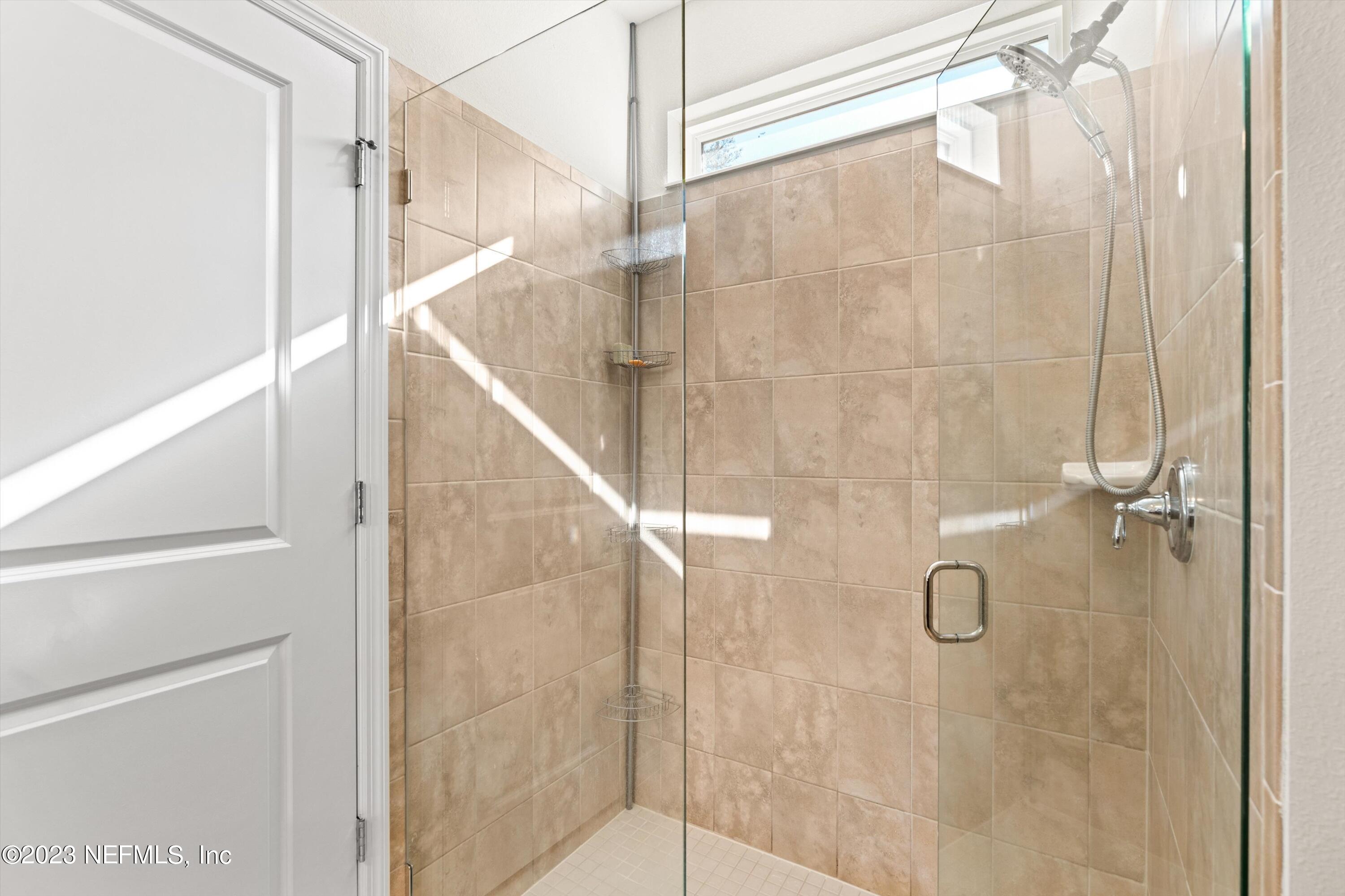 14616 SPRING LIGHT Circle