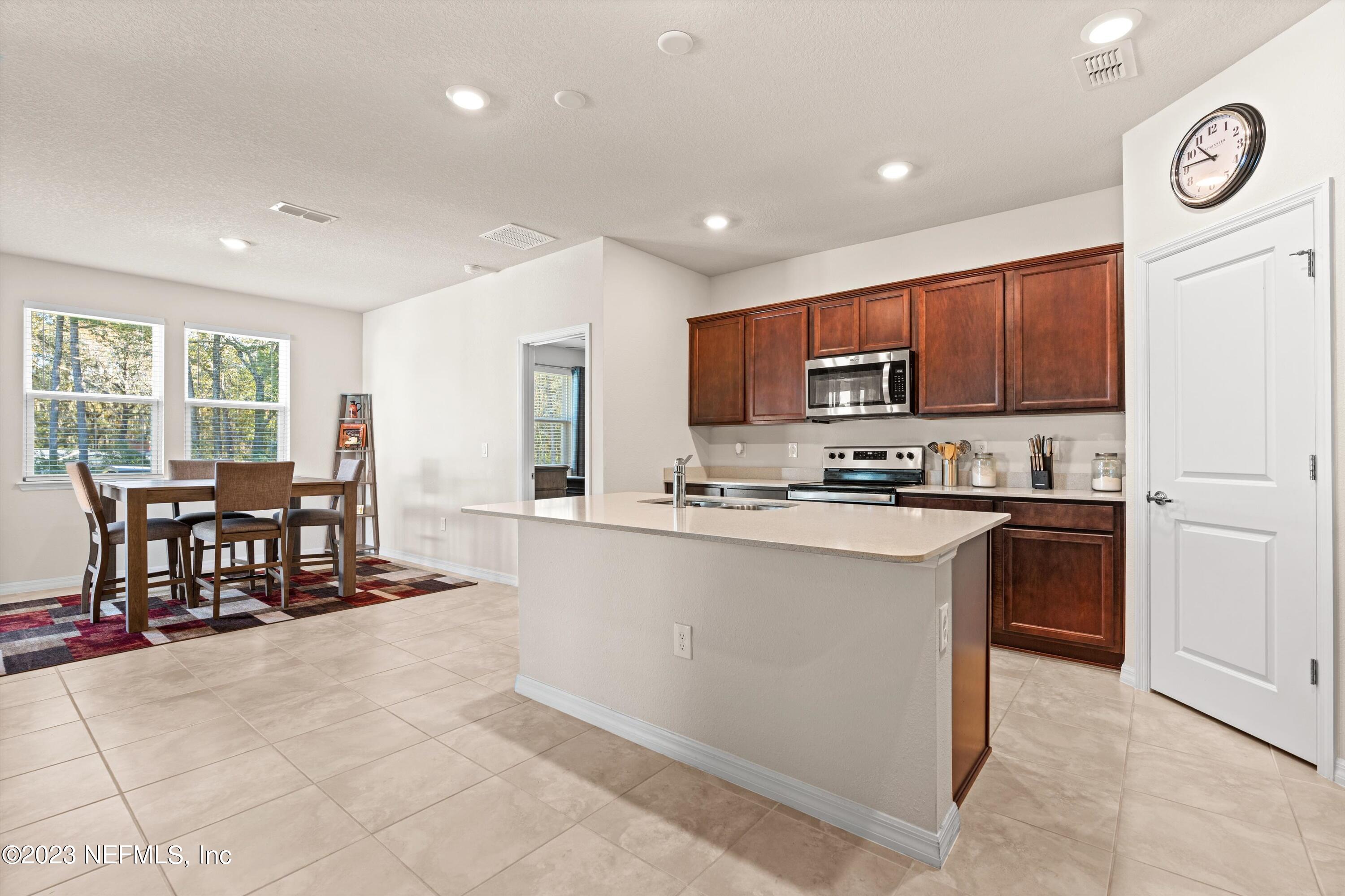 14616 SPRING LIGHT Circle