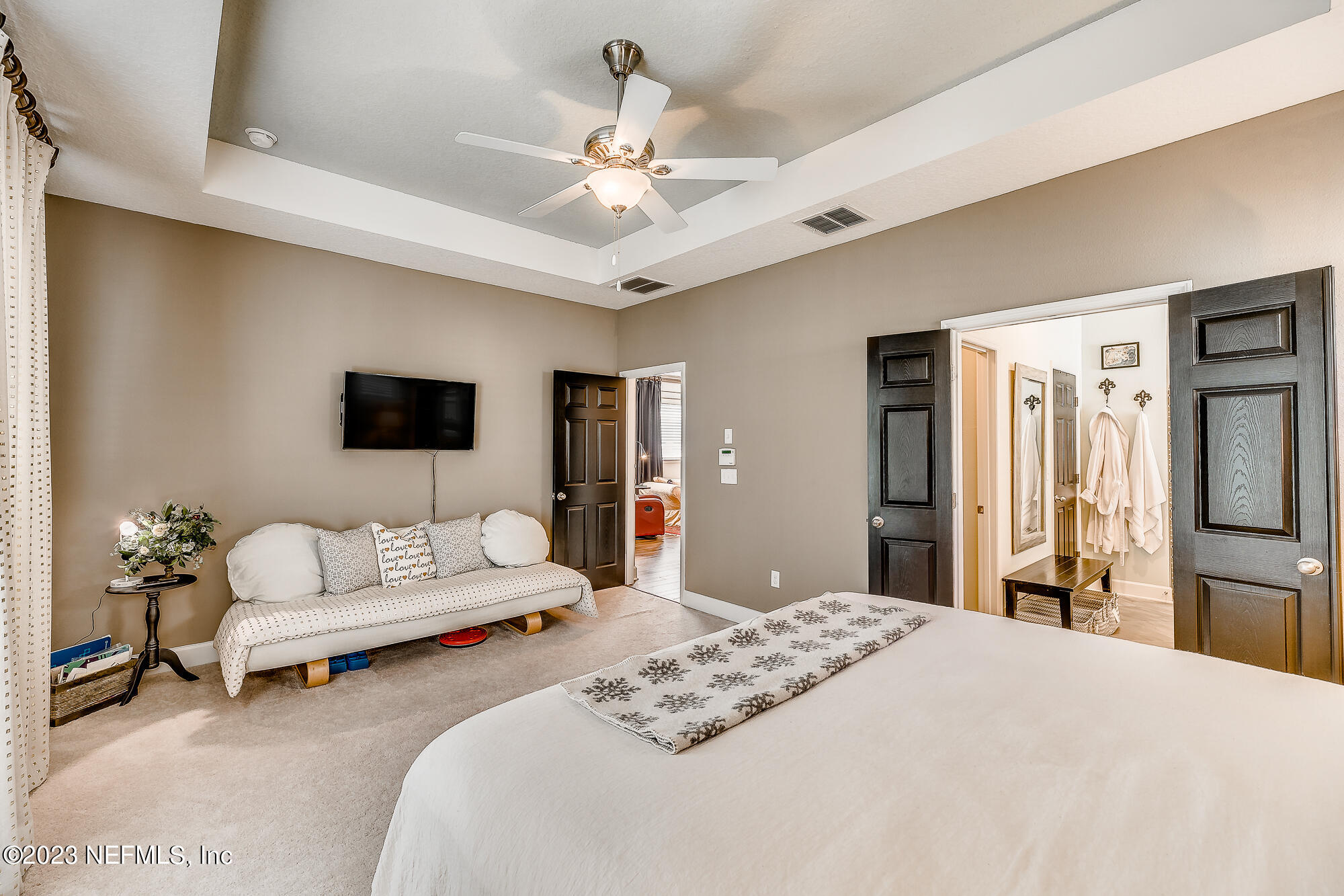 276 PALM BREEZE Drive