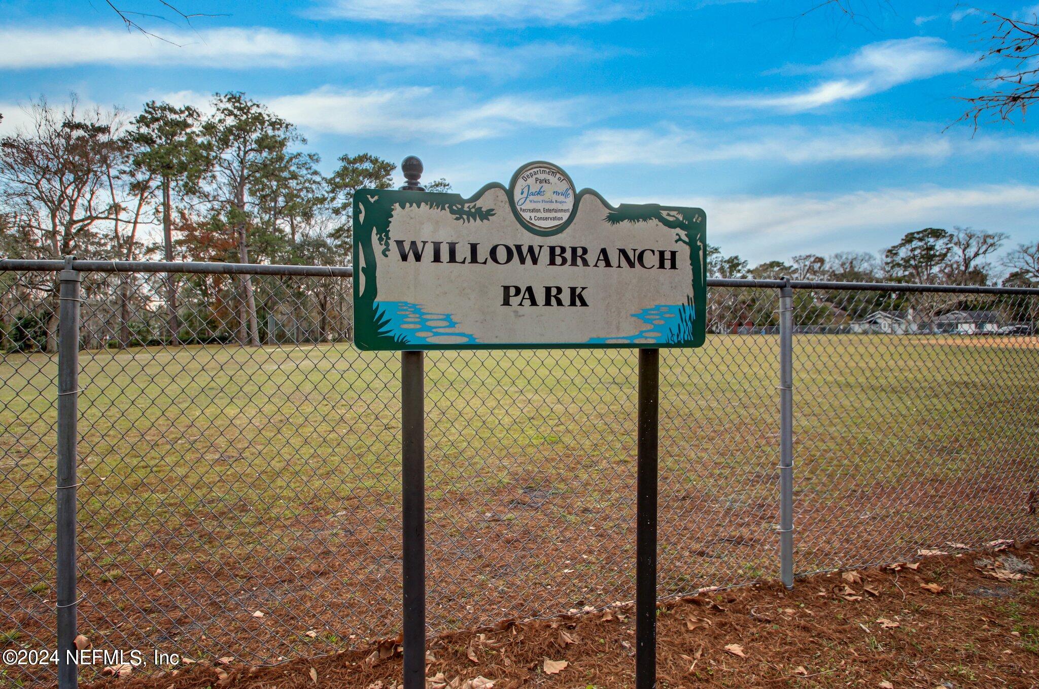 2912 ST JOHNS Avenue, 24