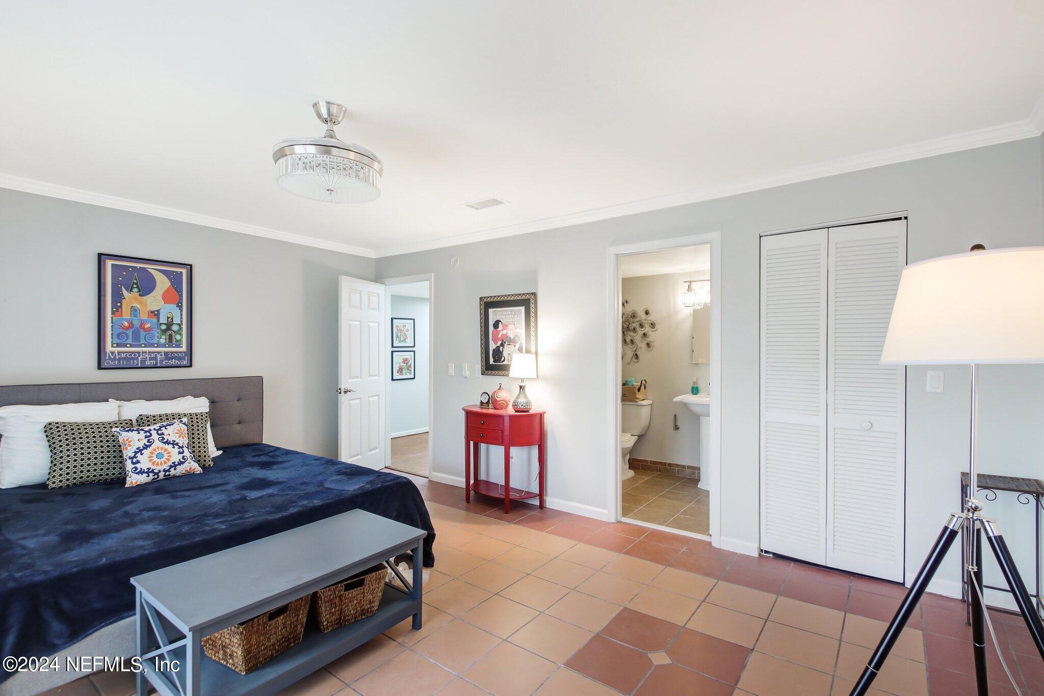 2912 ST JOHNS Avenue, 24