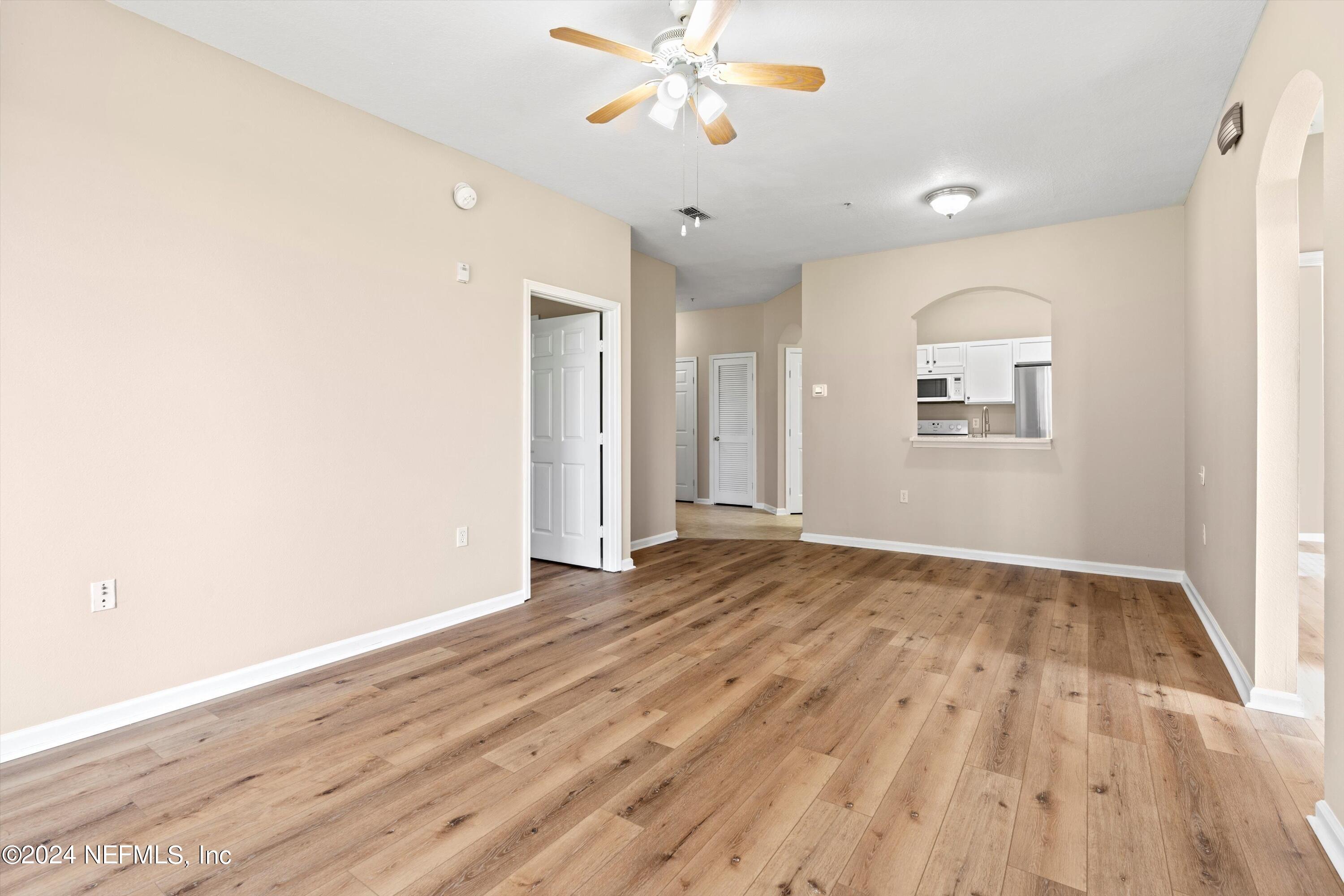 7990 BAYMEADOWS Road, 206