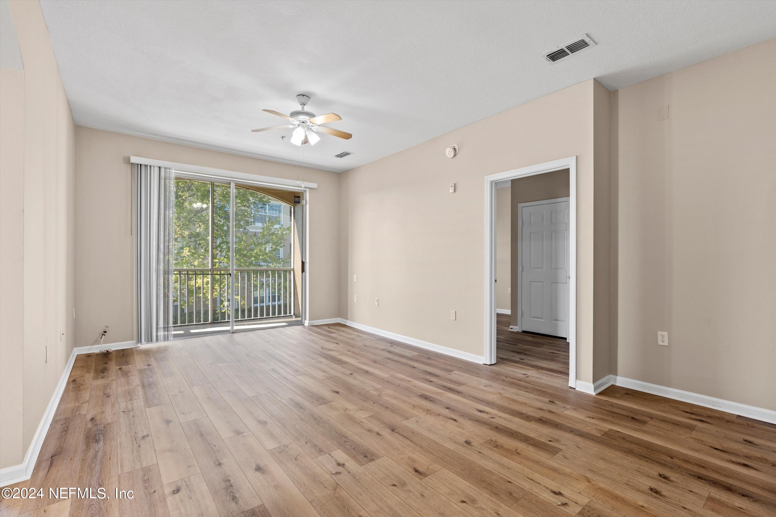 7990 BAYMEADOWS Road, 206