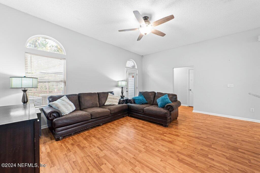 401 CASHEROS COVE Drive
