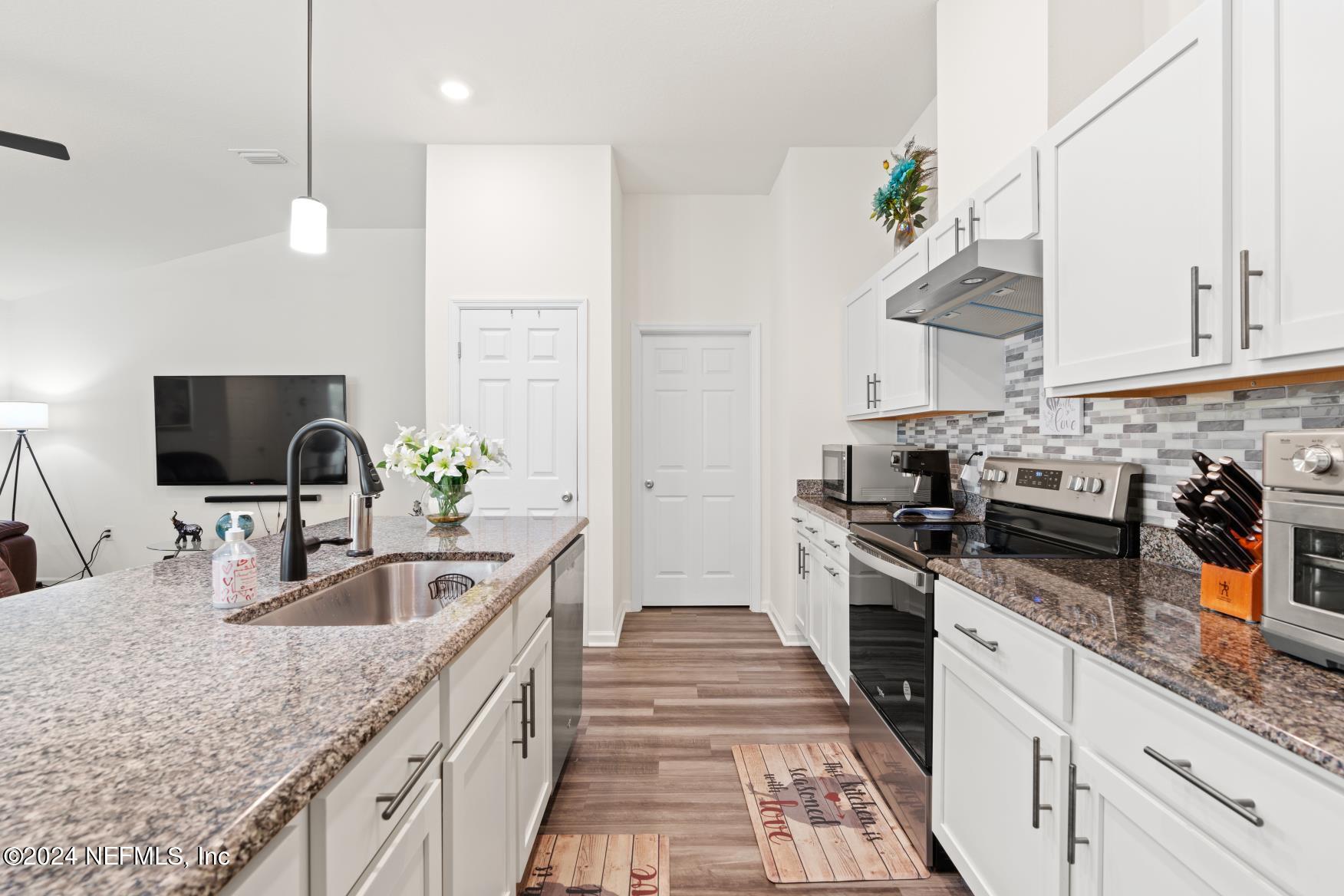 9715 TANDEM Court