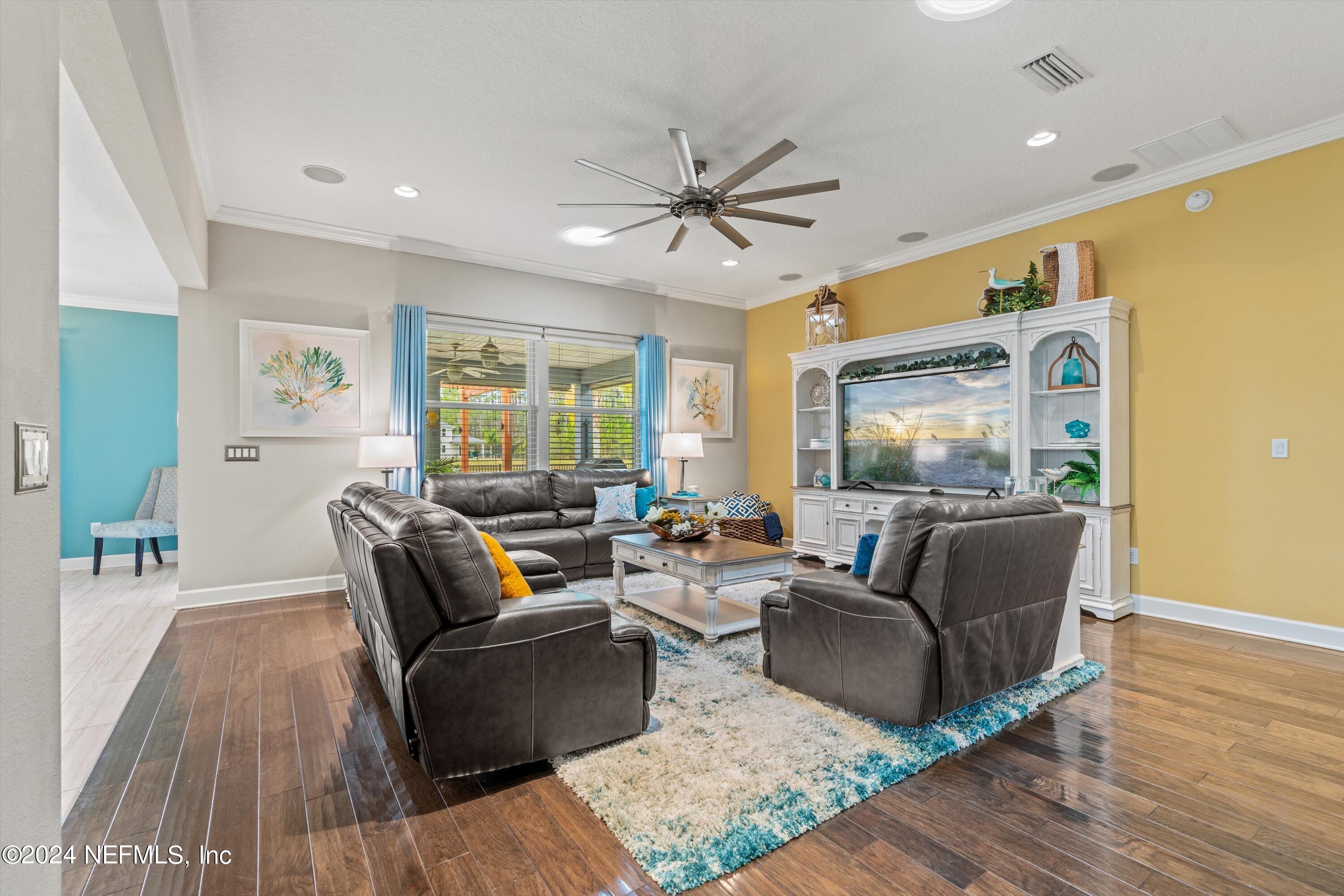 317 TRELLIS BAY Drive