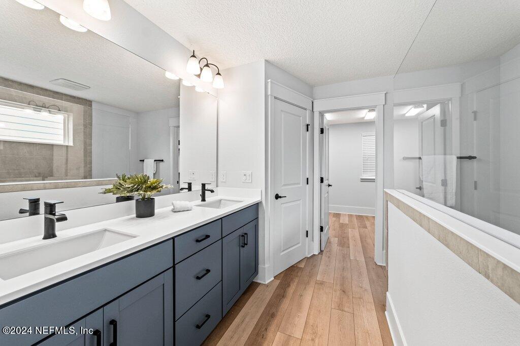 320 SETTLERS LANDING Drive