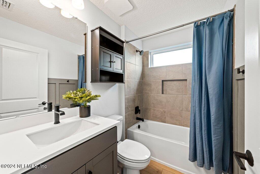 320 SETTLERS LANDING Drive