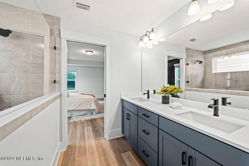 320 SETTLERS LANDING Drive