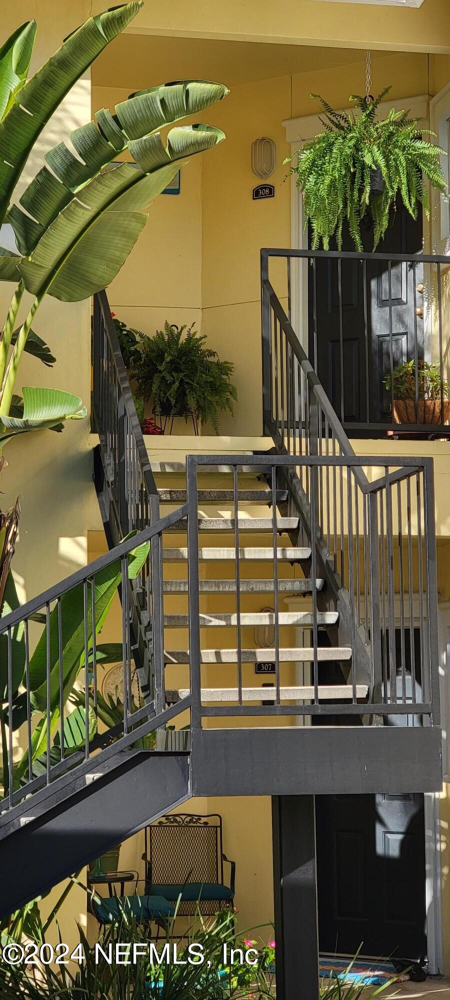 1800 THE GREENS Way, 308