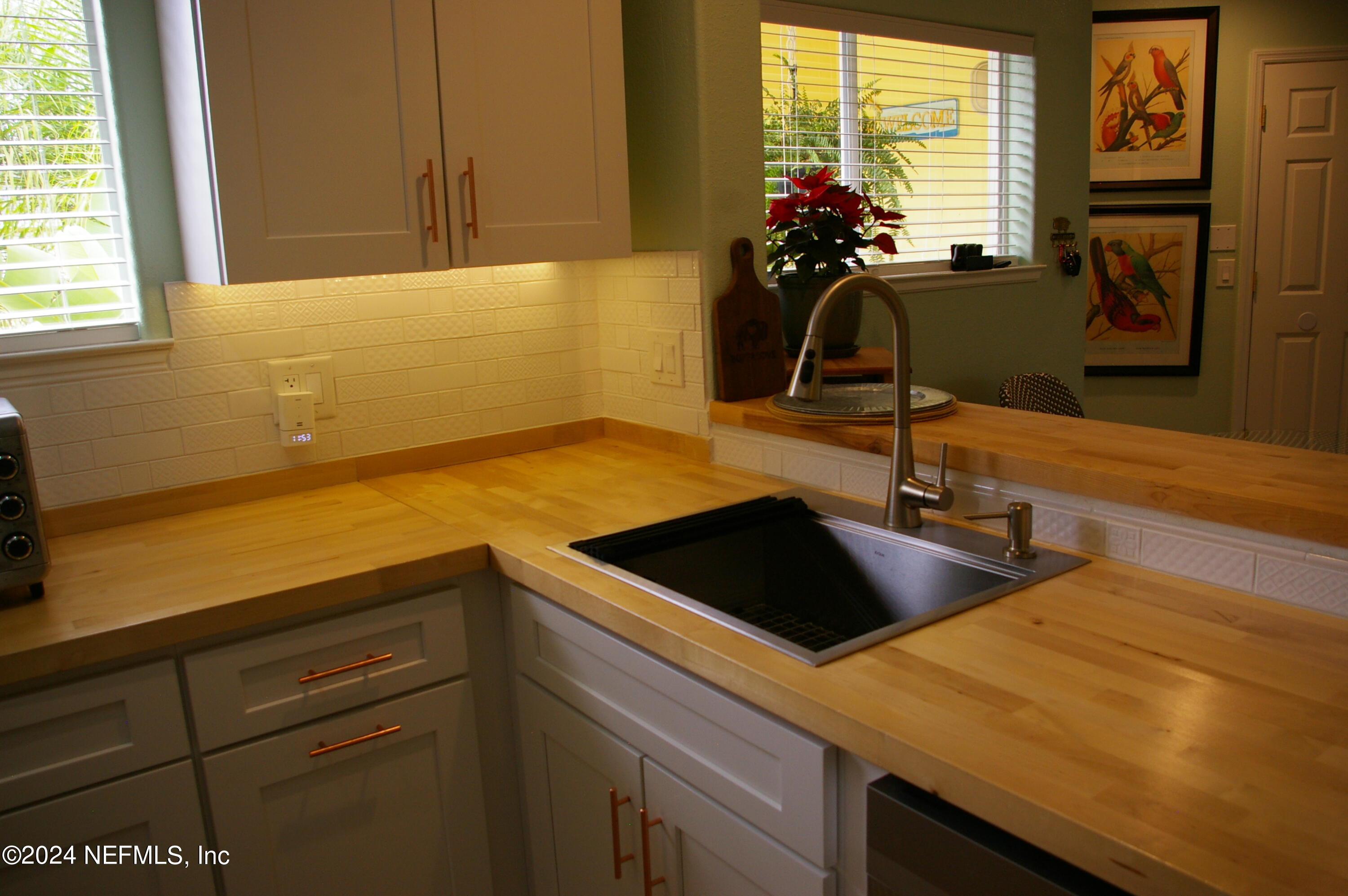 1800 THE GREENS Way, 308