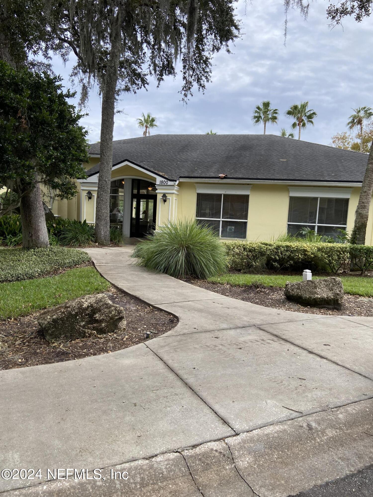 1800 THE GREENS Way, 308