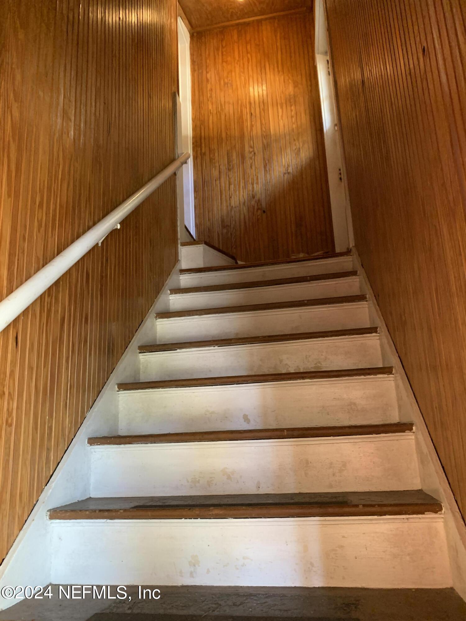 2121 RIVER Boulevard