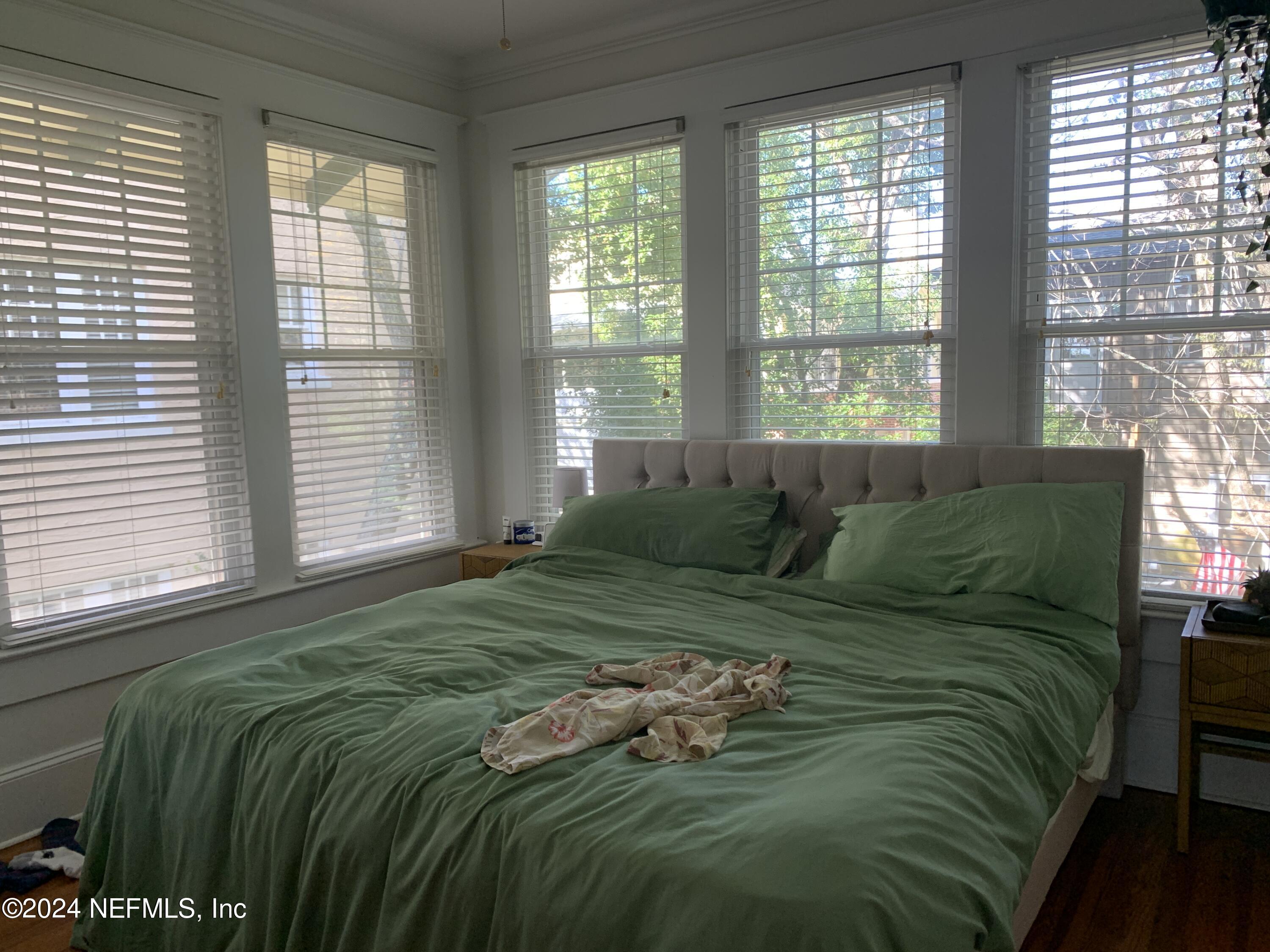 2121 RIVER Boulevard