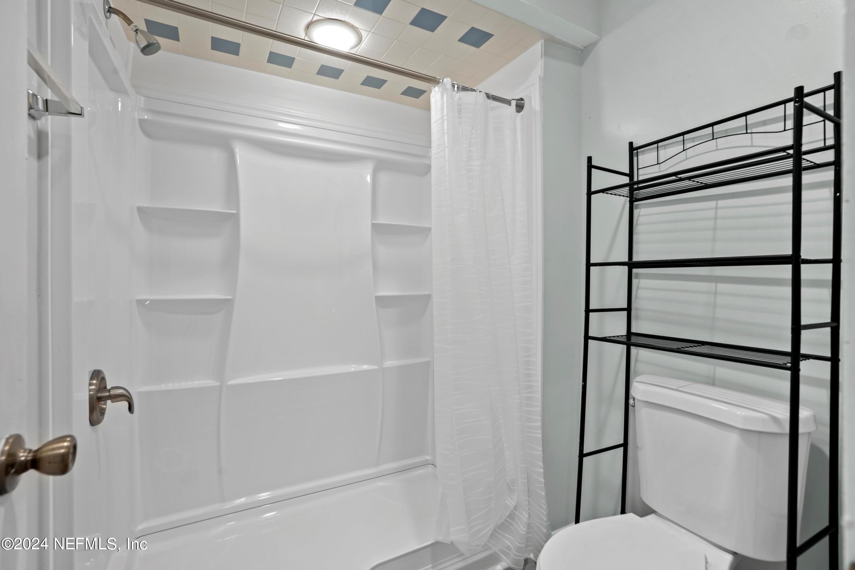 3155 RAVINES Road, 3506